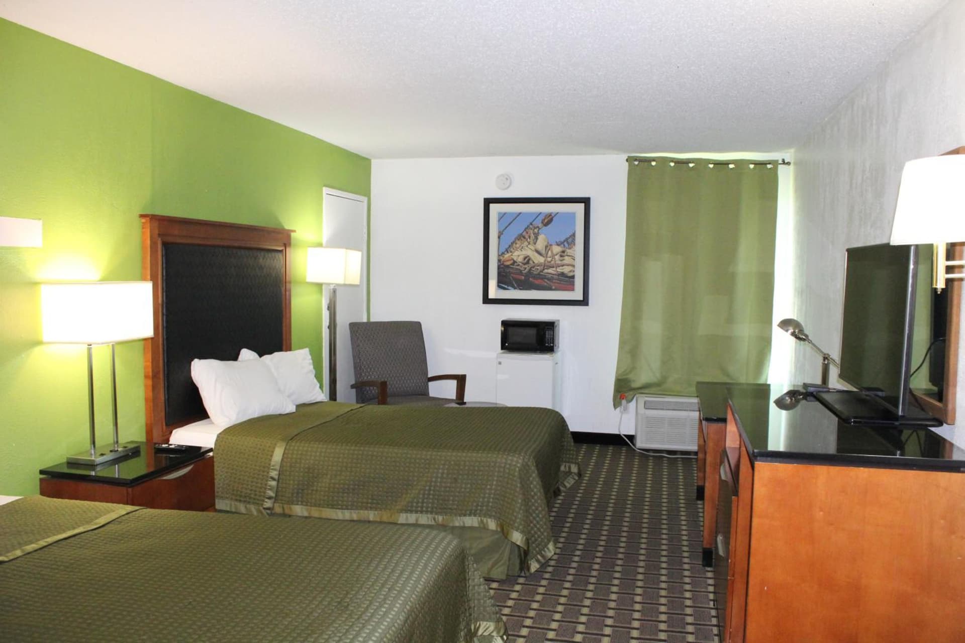 Spark By Hilton Roanoke Airport gallery photo in Roanoke, VA — image 21