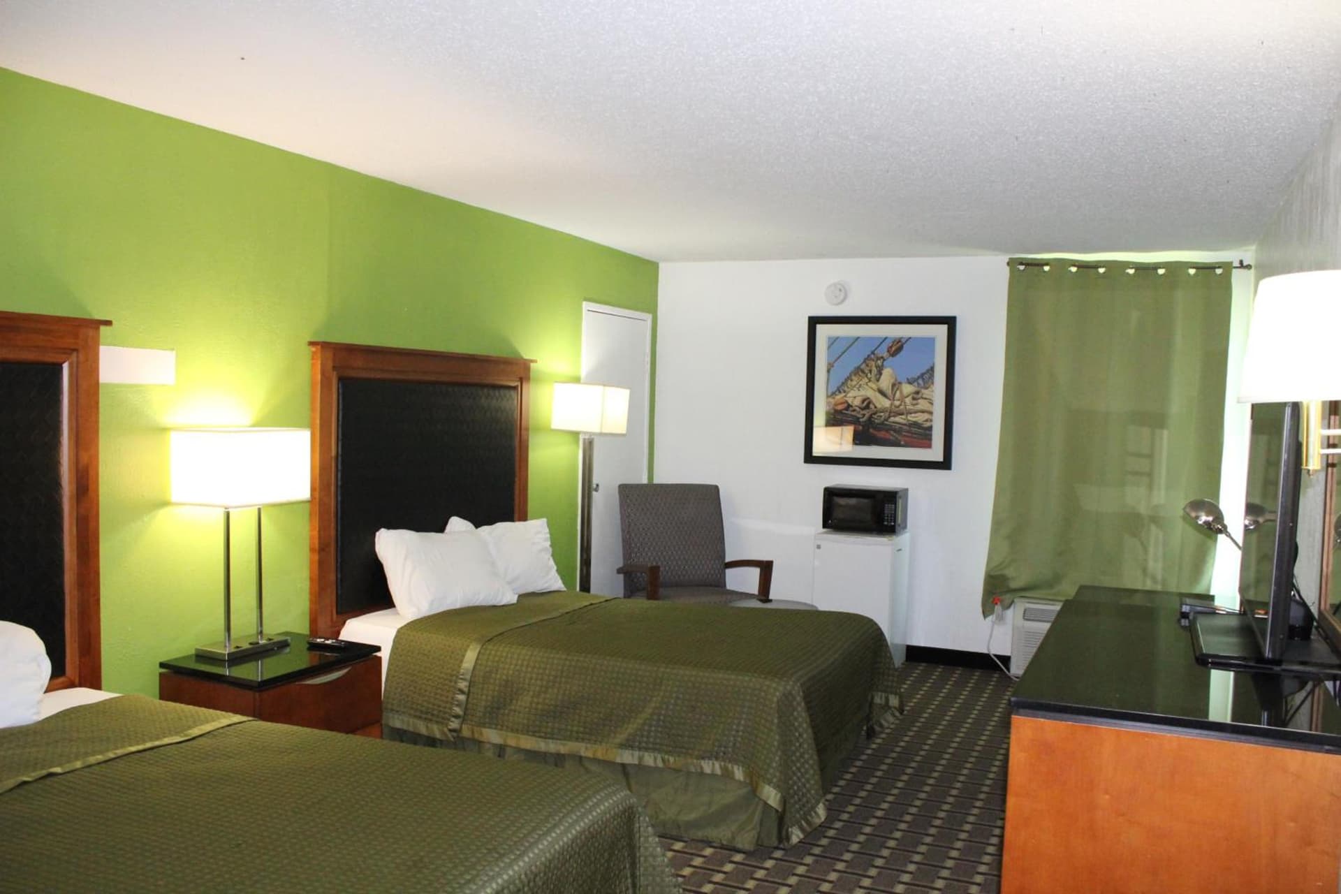 Spark By Hilton Roanoke Airport gallery photo in Roanoke, VA — image 9