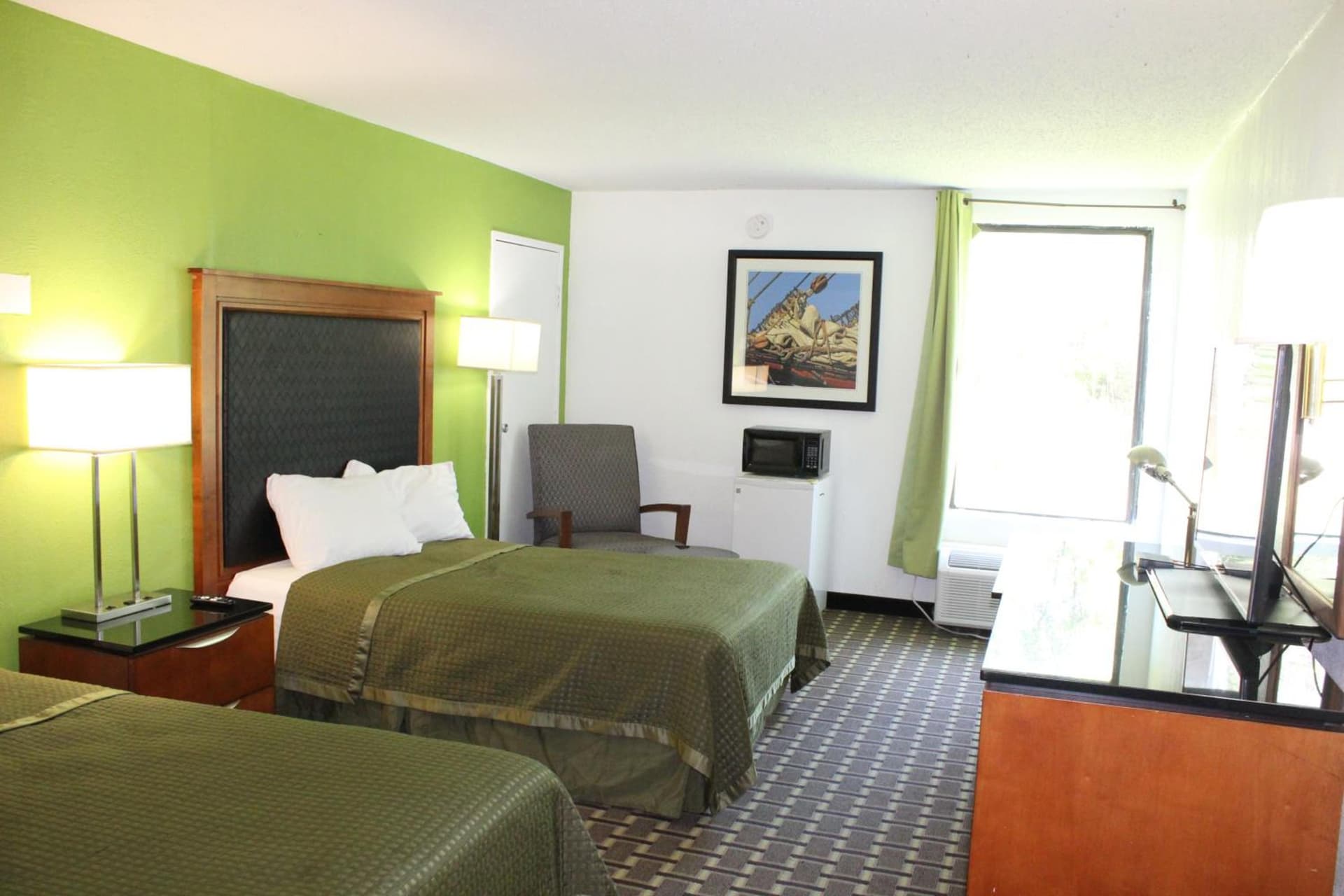Spark By Hilton Roanoke Airport gallery photo in Roanoke, VA — image 11