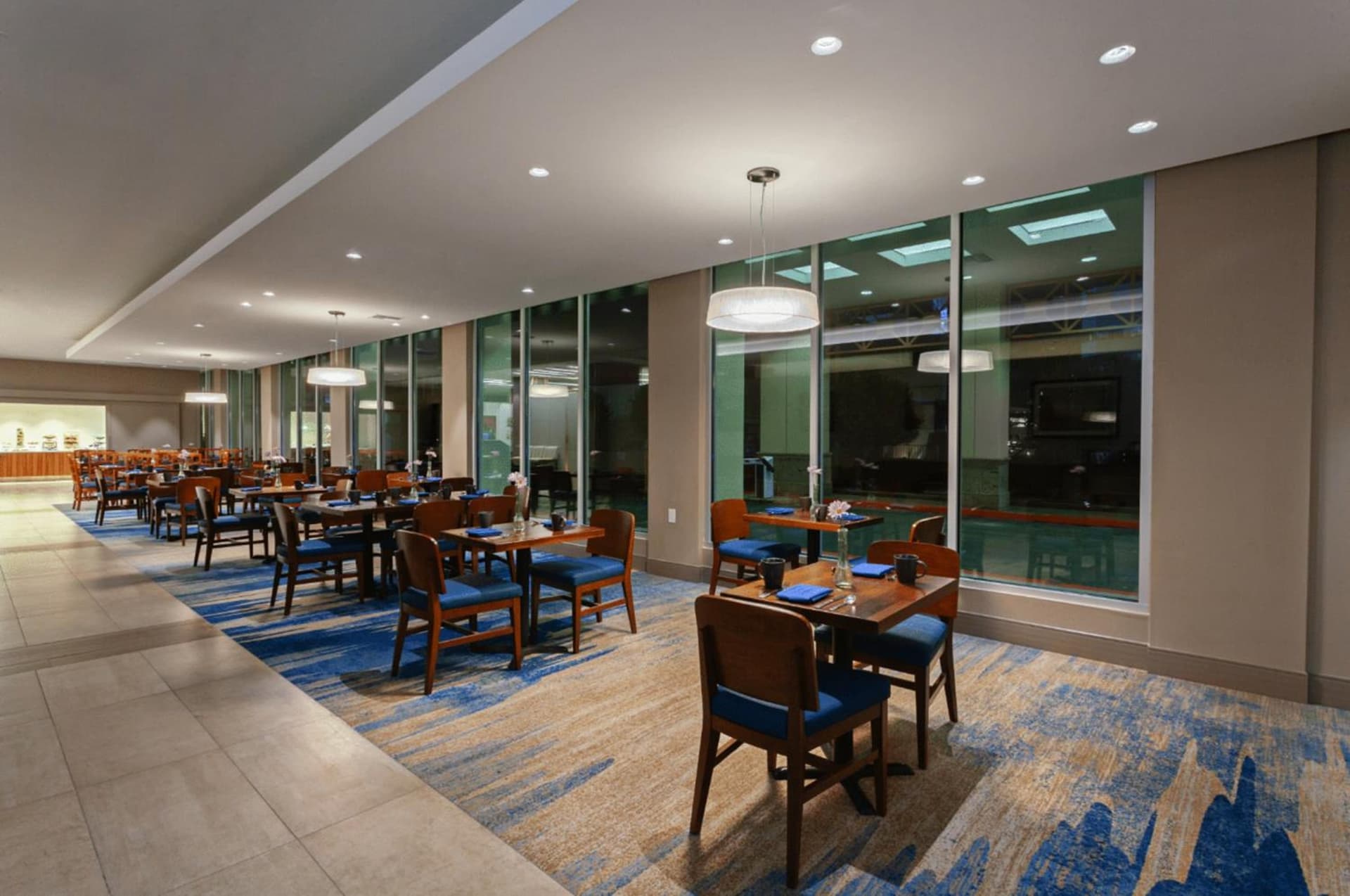 Holiday Inn Los Angeles - LAX Airport by IHG gallery photo in Los Angeles, CA — image 6