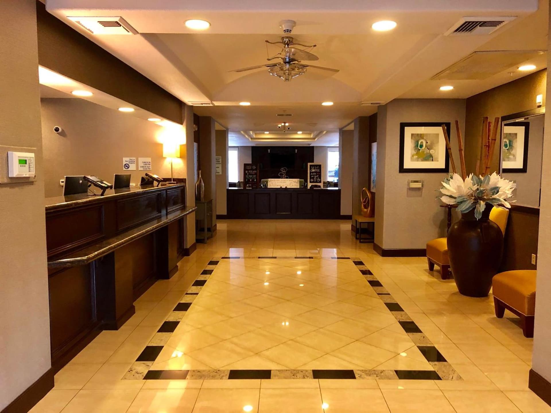 Holiday Inn Express Hotel & Suites Vacaville by IHG gallery photo in Vacaville, CA — image 16