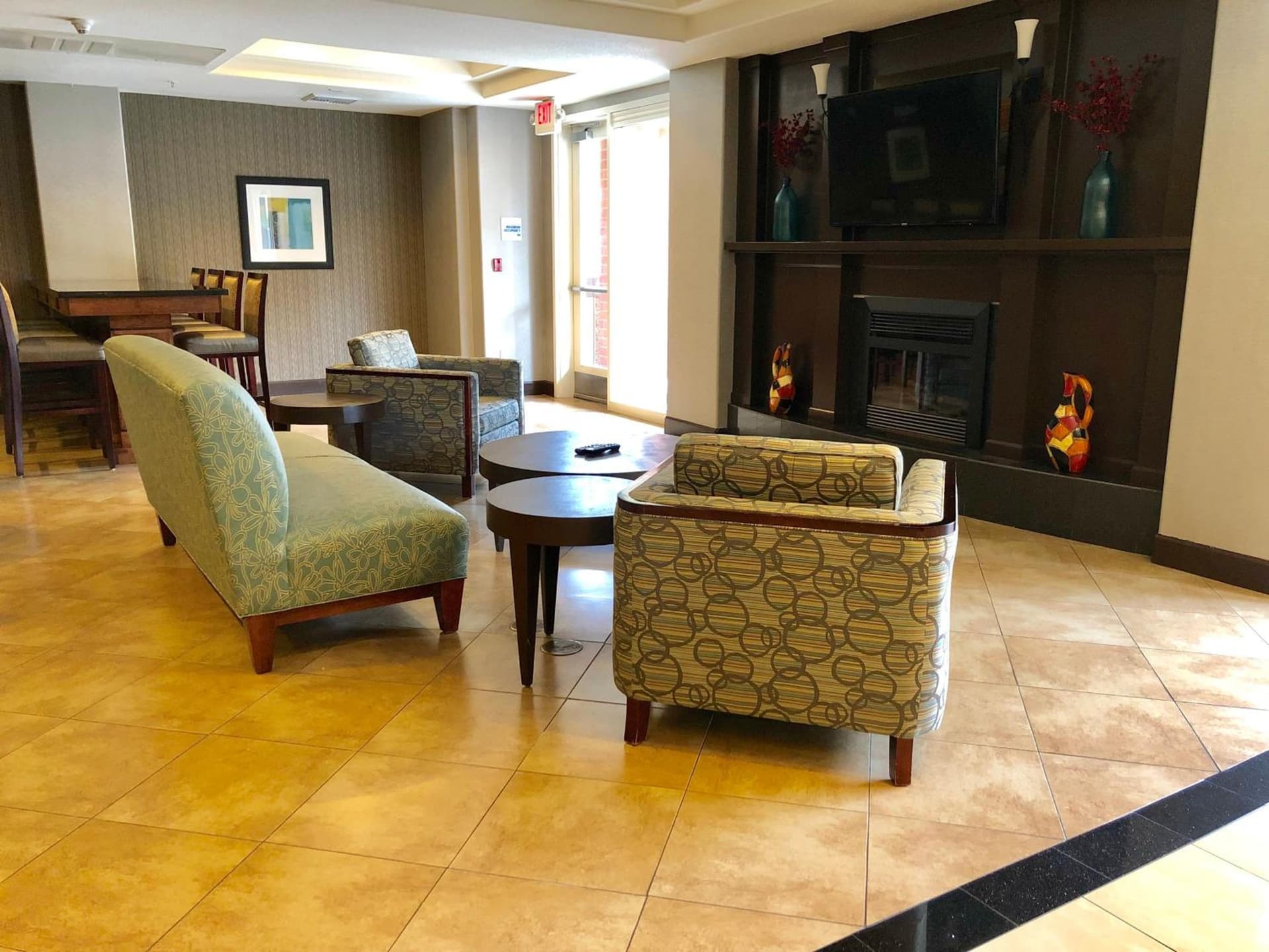 Holiday Inn Express Hotel & Suites Vacaville by IHG gallery photo in Vacaville, CA — image 11
