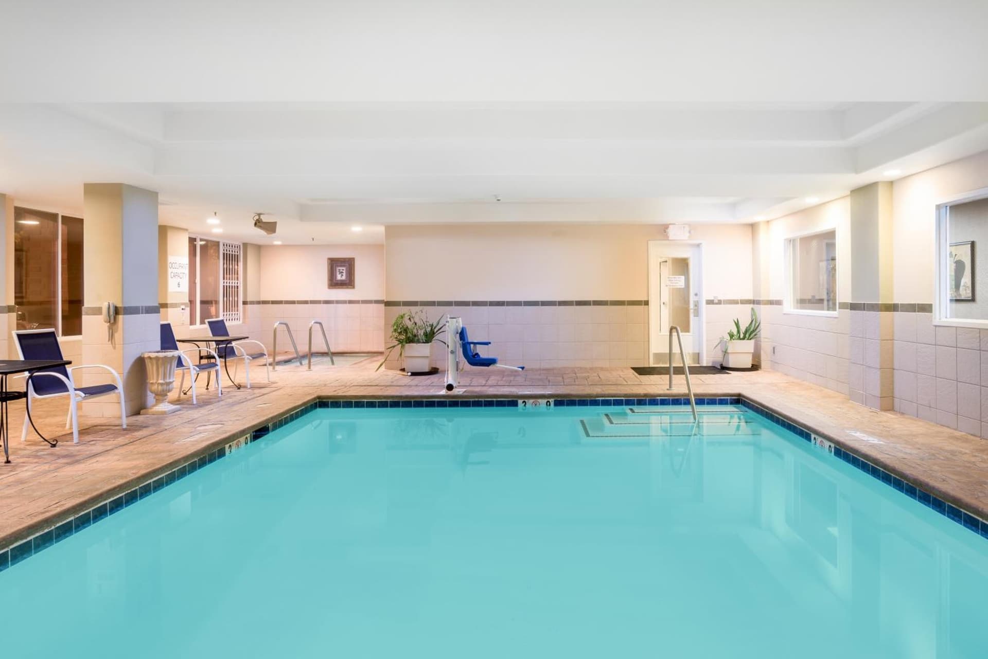 Holiday Inn Express Hotel & Suites Vacaville by IHG gallery photo in Vacaville, CA — image 27