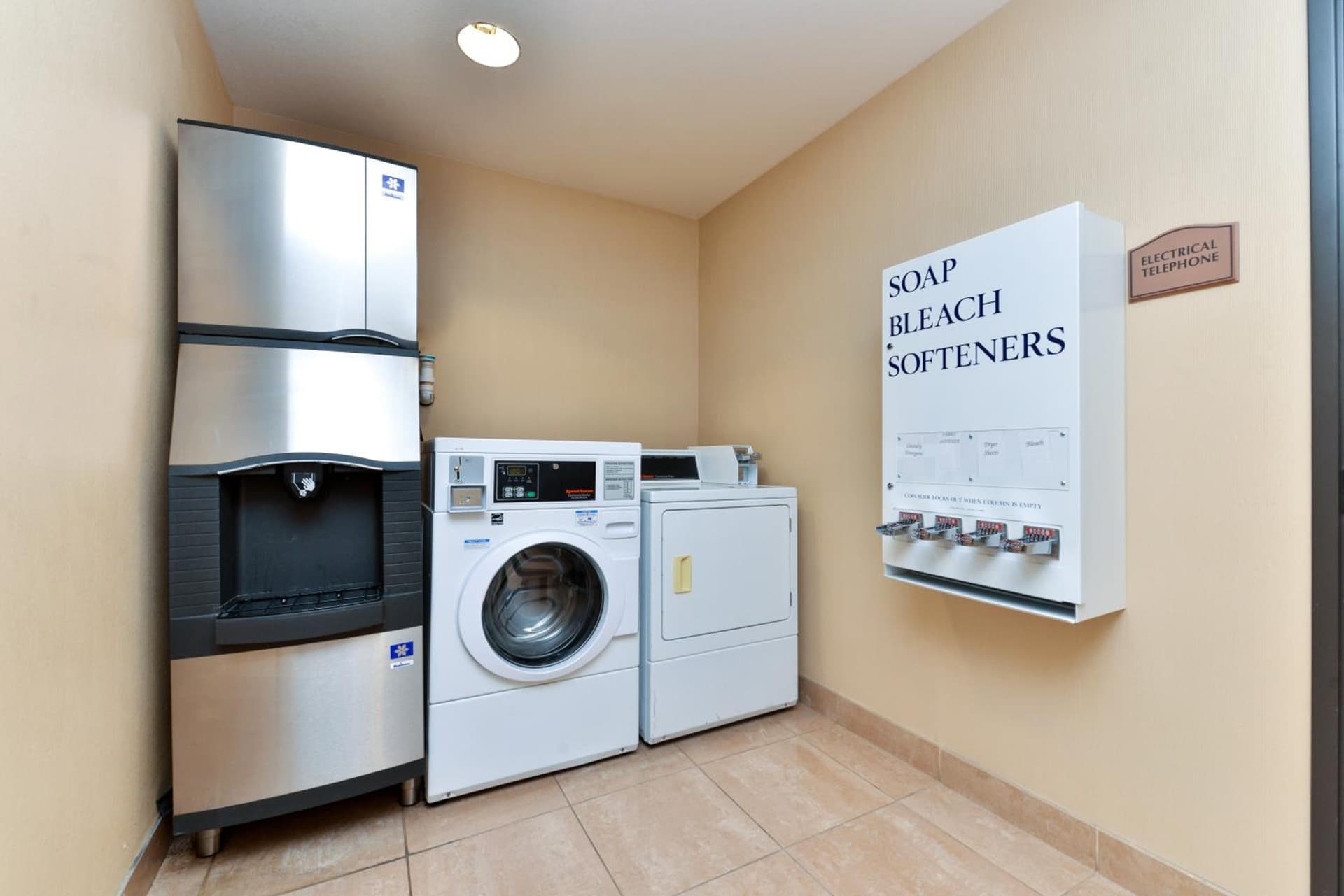 Holiday Inn Express Hotel & Suites Las Cruces by IHG gallery photo in Las Cruces, NM — image 10
