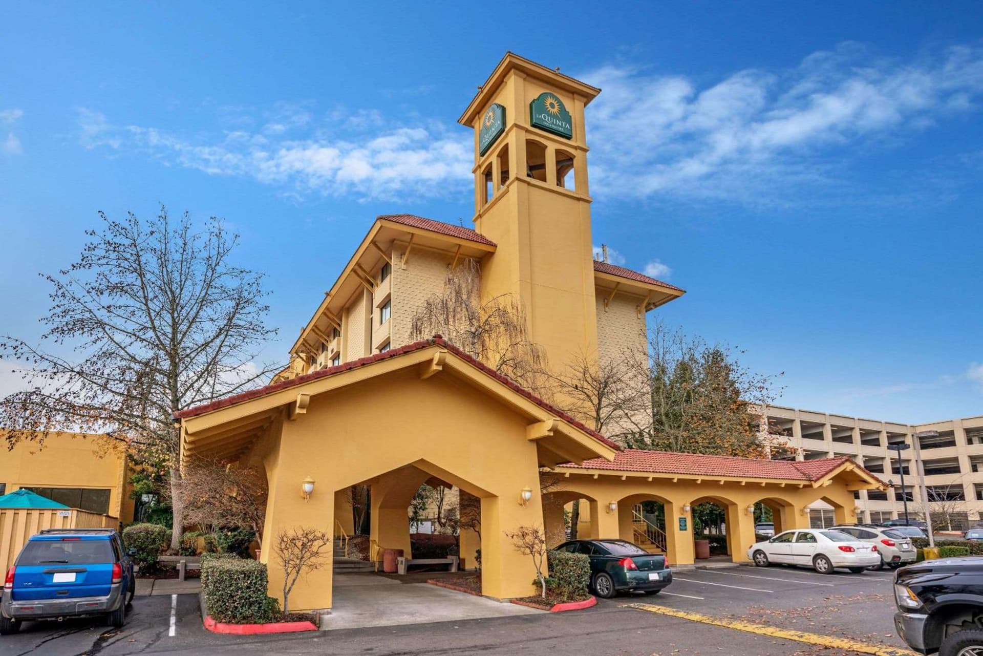 La Quinta by Wyndham Seattle Sea-Tac Airport featured exterior or lobby in SeaTac, WA — similar hotel