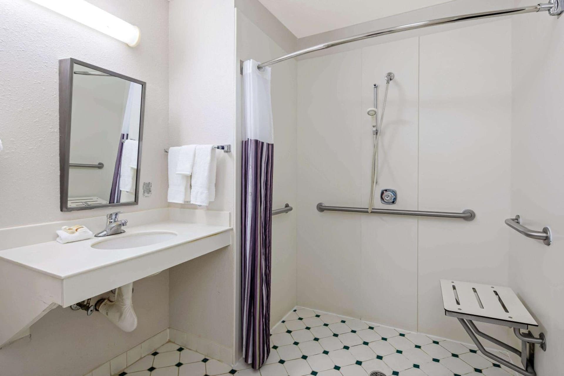 La Quinta by Wyndham Macon gallery photo in Macon, GA — image 27