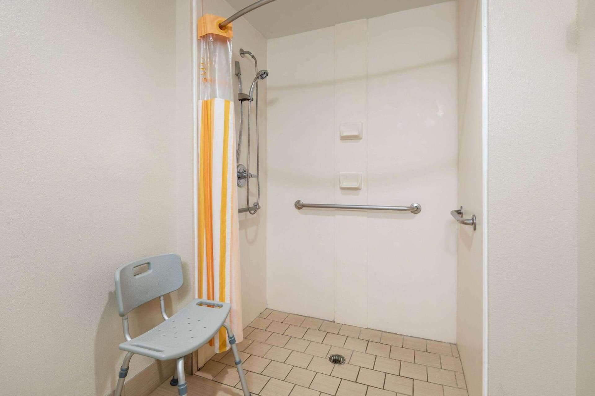 La Quinta by Wyndham LaGrange / I-85 gallery photo in LaGrange, GA — image 16