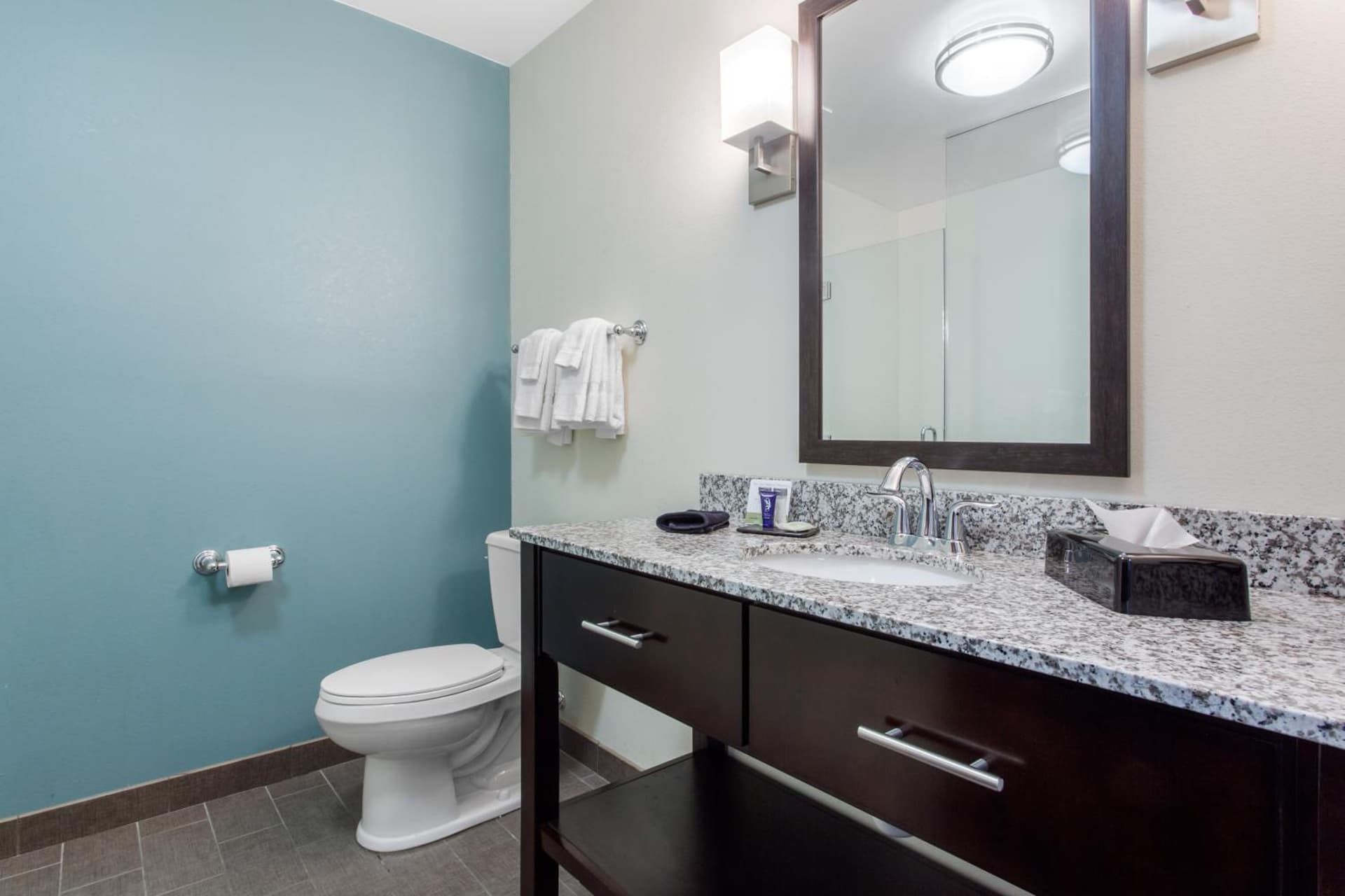 Sleep Inn & Suites Middletown - Goshen gallery photo in Middletown, NY — image 35