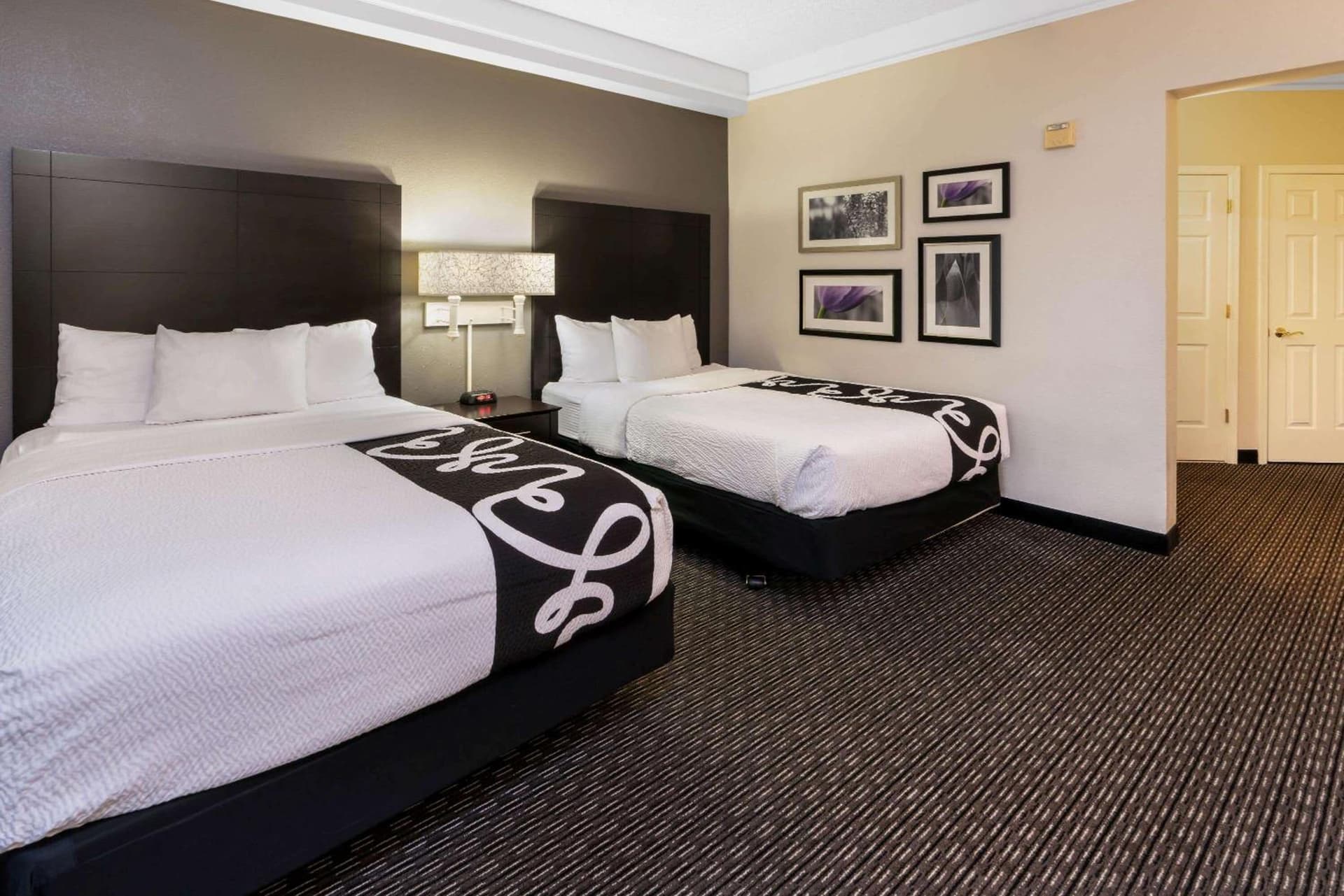 La Quinta Inn & Suites by Wyndham Mesa Superstition Springs gallery photo in Mesa, AZ — image 9
