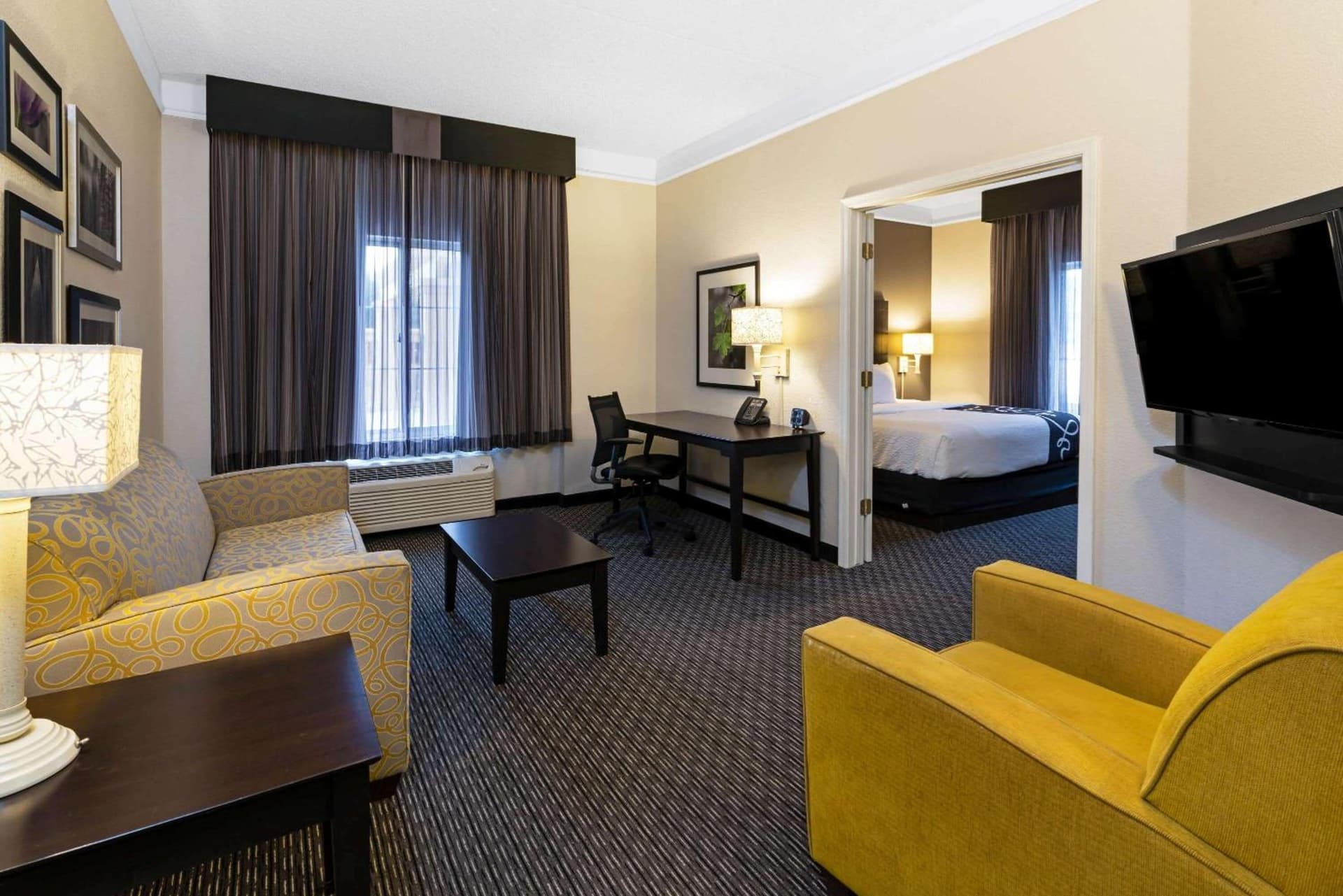 La Quinta Inn & Suites by Wyndham Mesa Superstition Springs gallery photo in Mesa, AZ — image 38