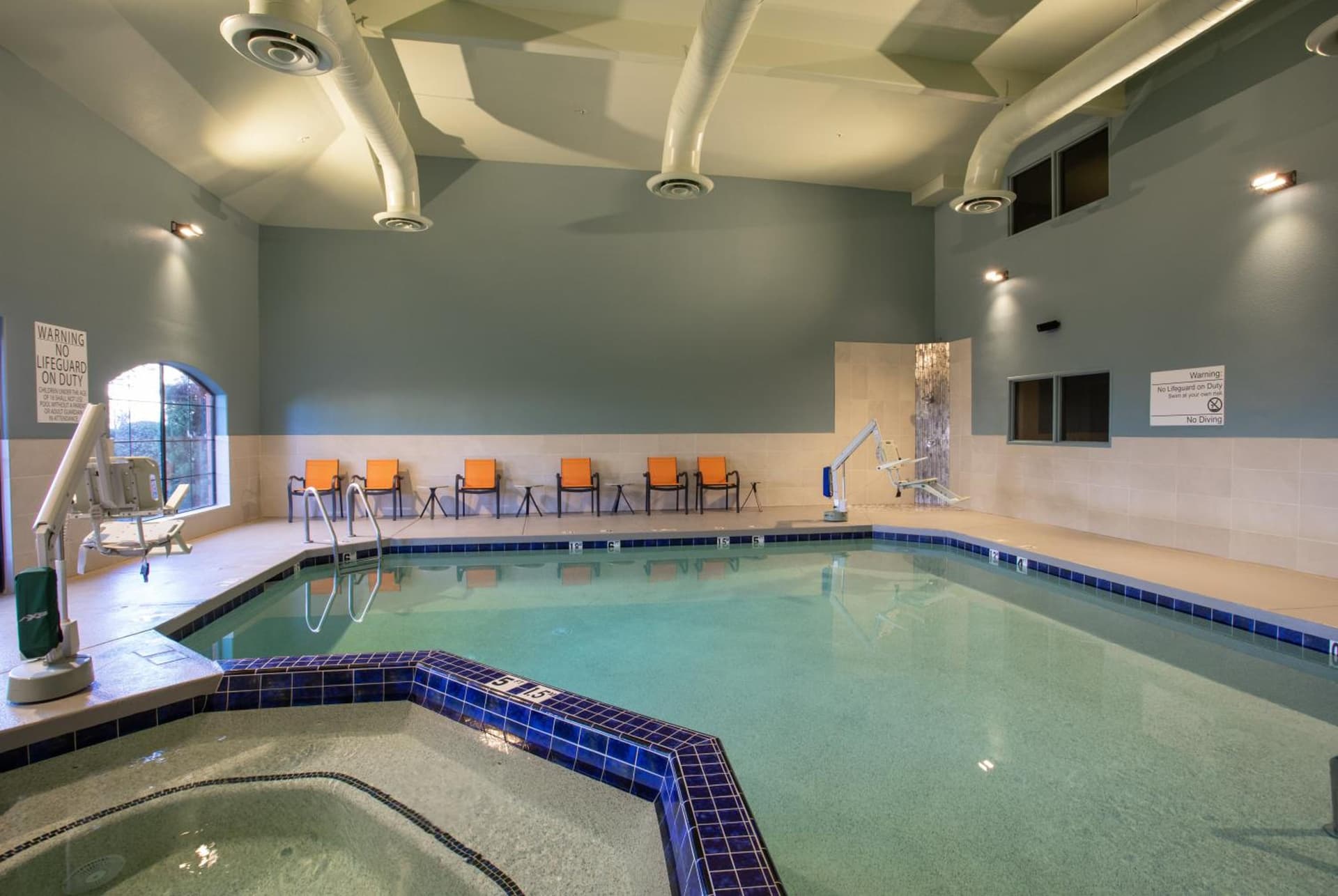 Holiday Inn Express Prescott by IHG interior in Prescott, AZ — gallery photo 2