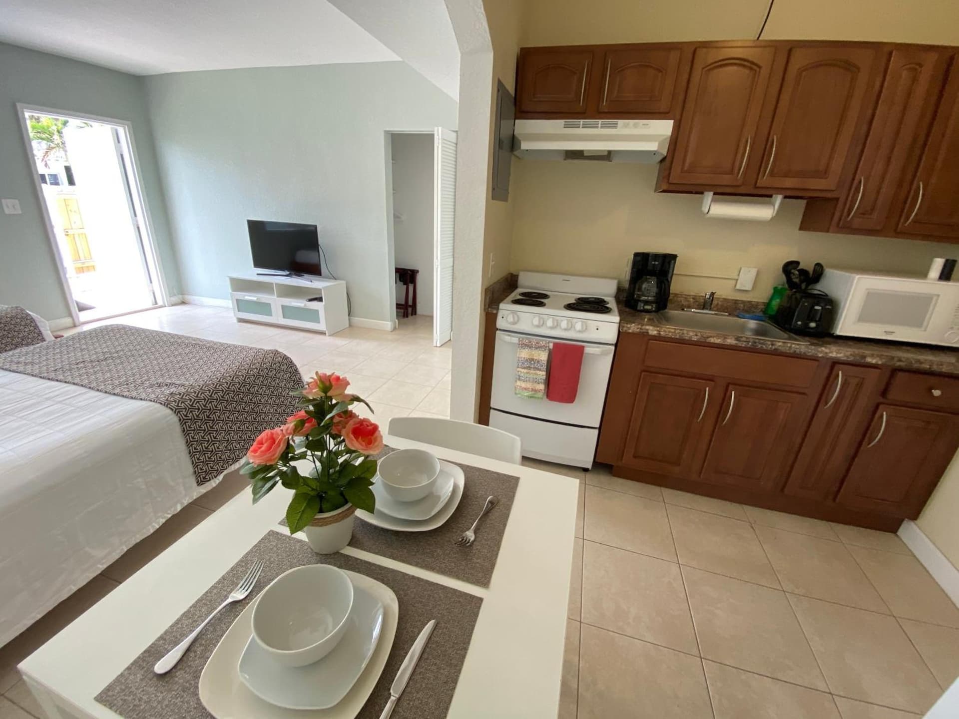 Coral Key Inn gallery photo in Fort Lauderdale, FL — image 44