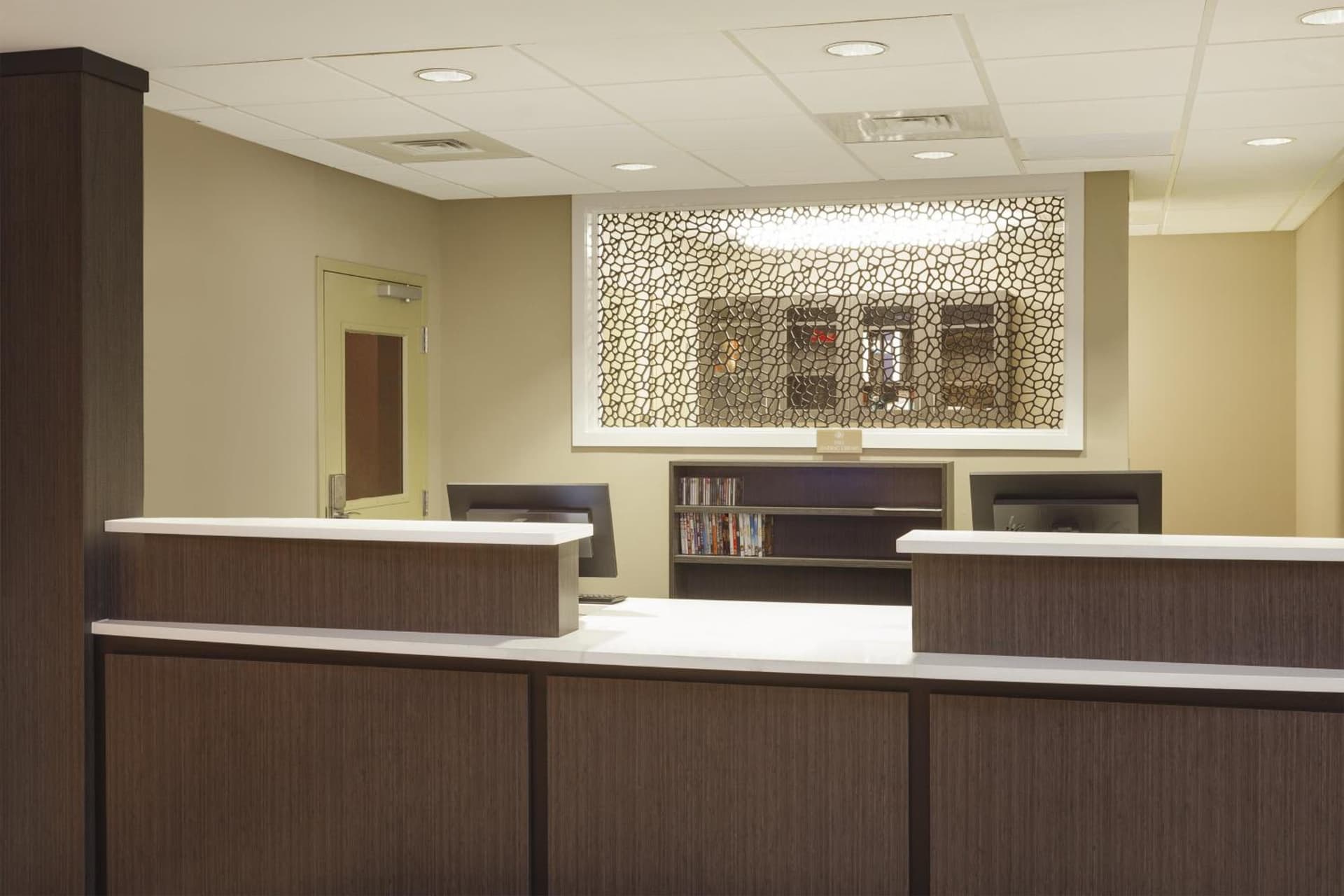 Candlewood Suites Bensalem - Philadelphia Area by IHG interior in Bensalem, PA — gallery photo 2