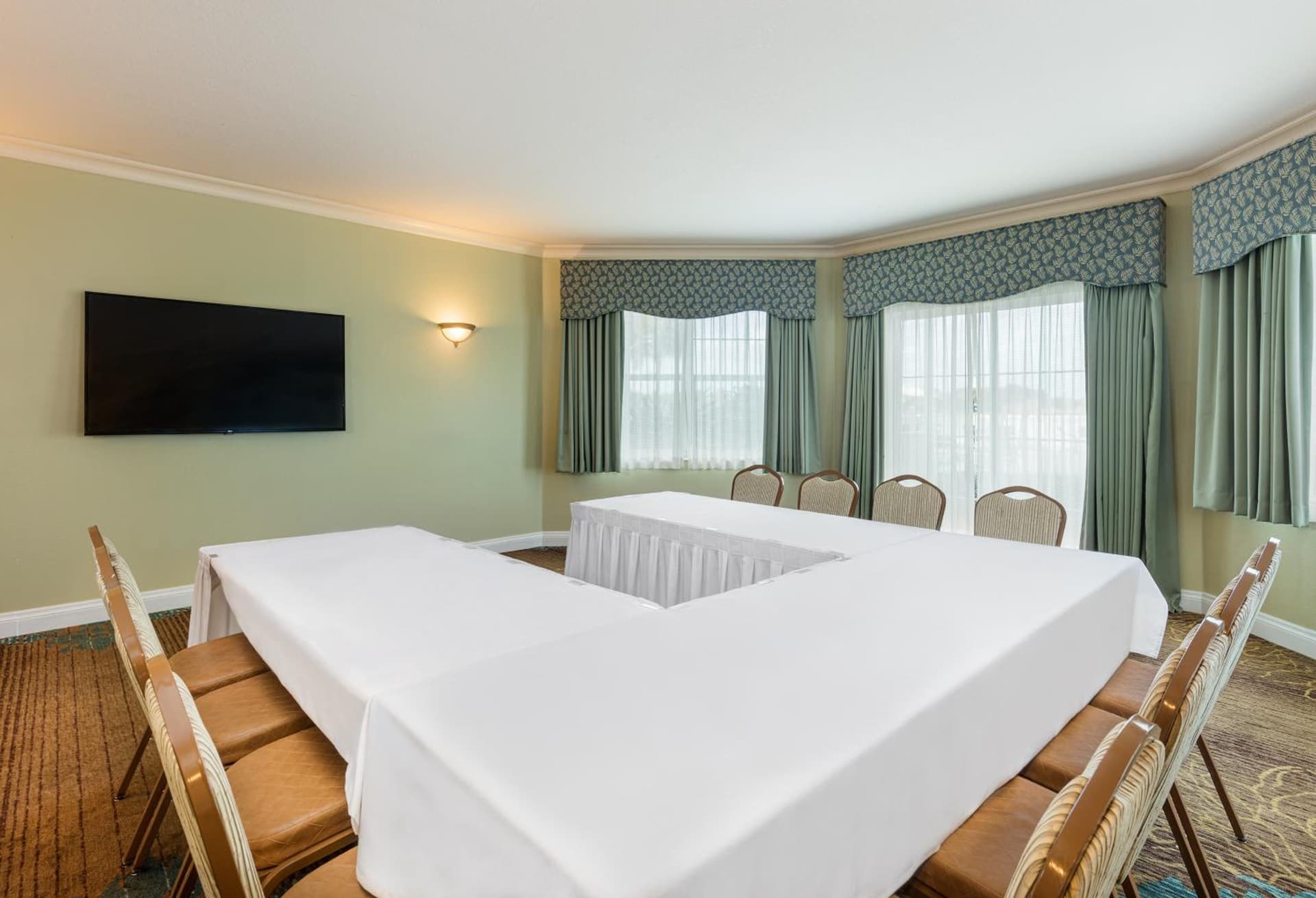 The Waterfront Inn gallery photo in The Villages, FL — image 18