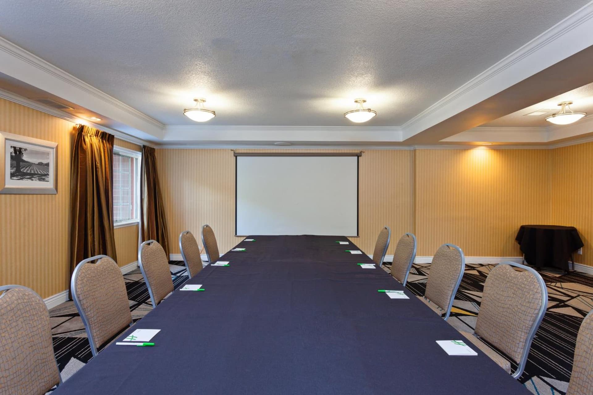 Holiday Inn & Suites San Mateo - SFO by IHG gallery photo in San Mateo, CA — image 33