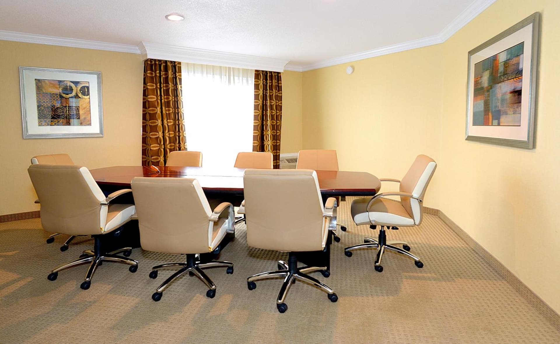 Holiday Inn & Suites San Mateo - SFO by IHG gallery photo in San Mateo, CA — image 58