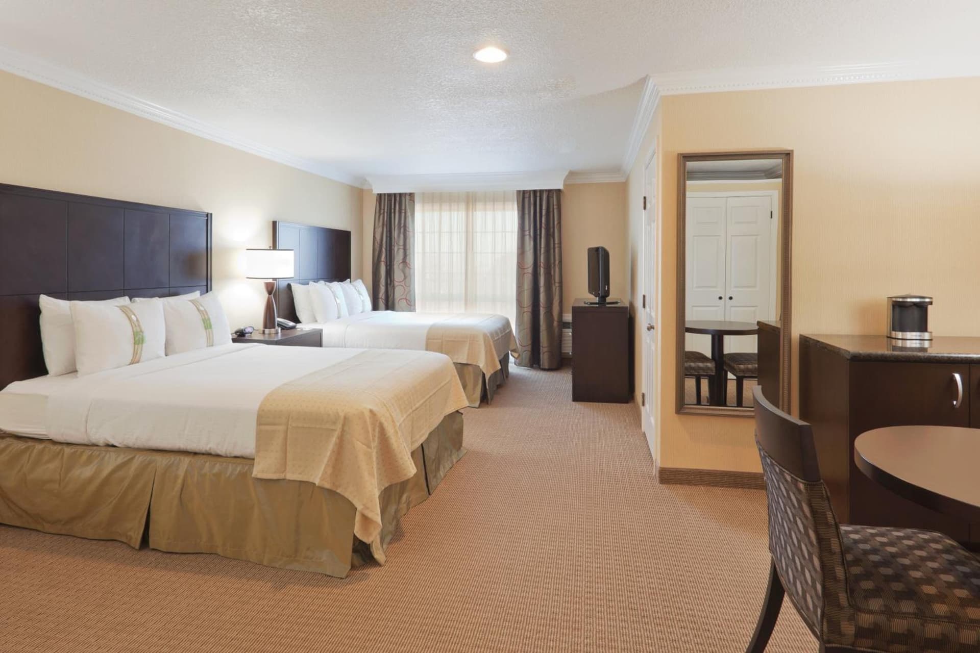 Holiday Inn & Suites San Mateo - SFO by IHG gallery photo in San Mateo, CA — image 20