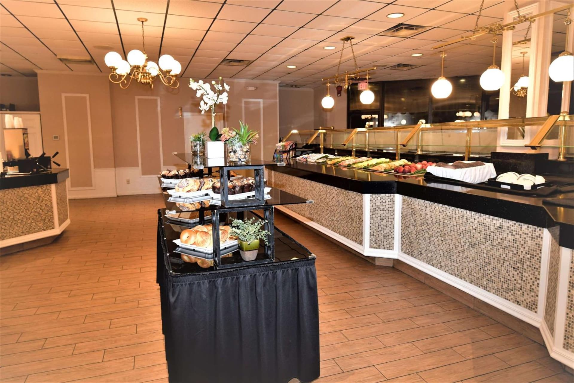Ramada by Wyndham Jacksonville Hotel & Conference Center interior in Jacksonville, FL — gallery photo 2