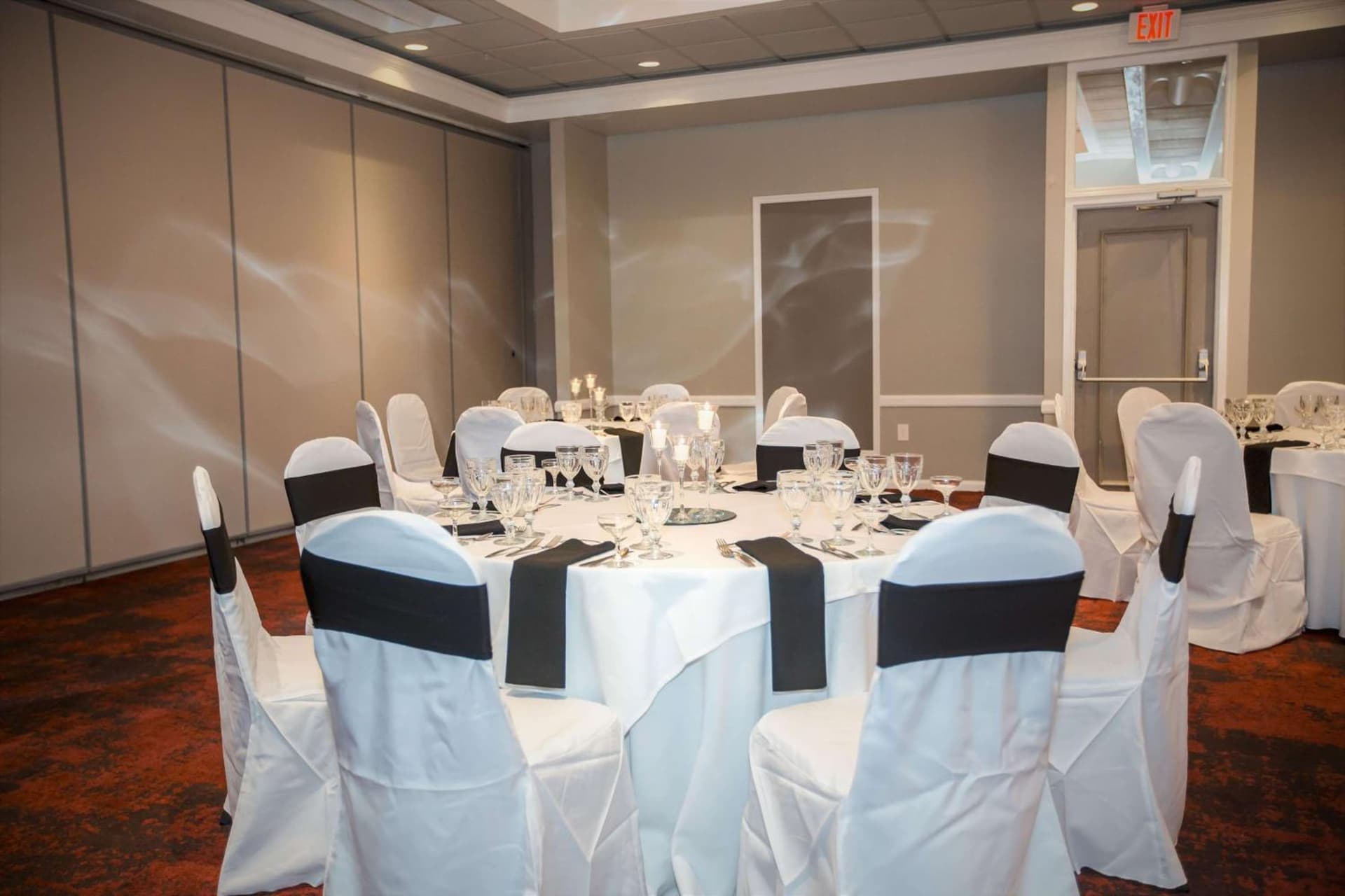 Ramada by Wyndham Jacksonville Hotel & Conference Center gallery photo in Jacksonville, FL — image 26