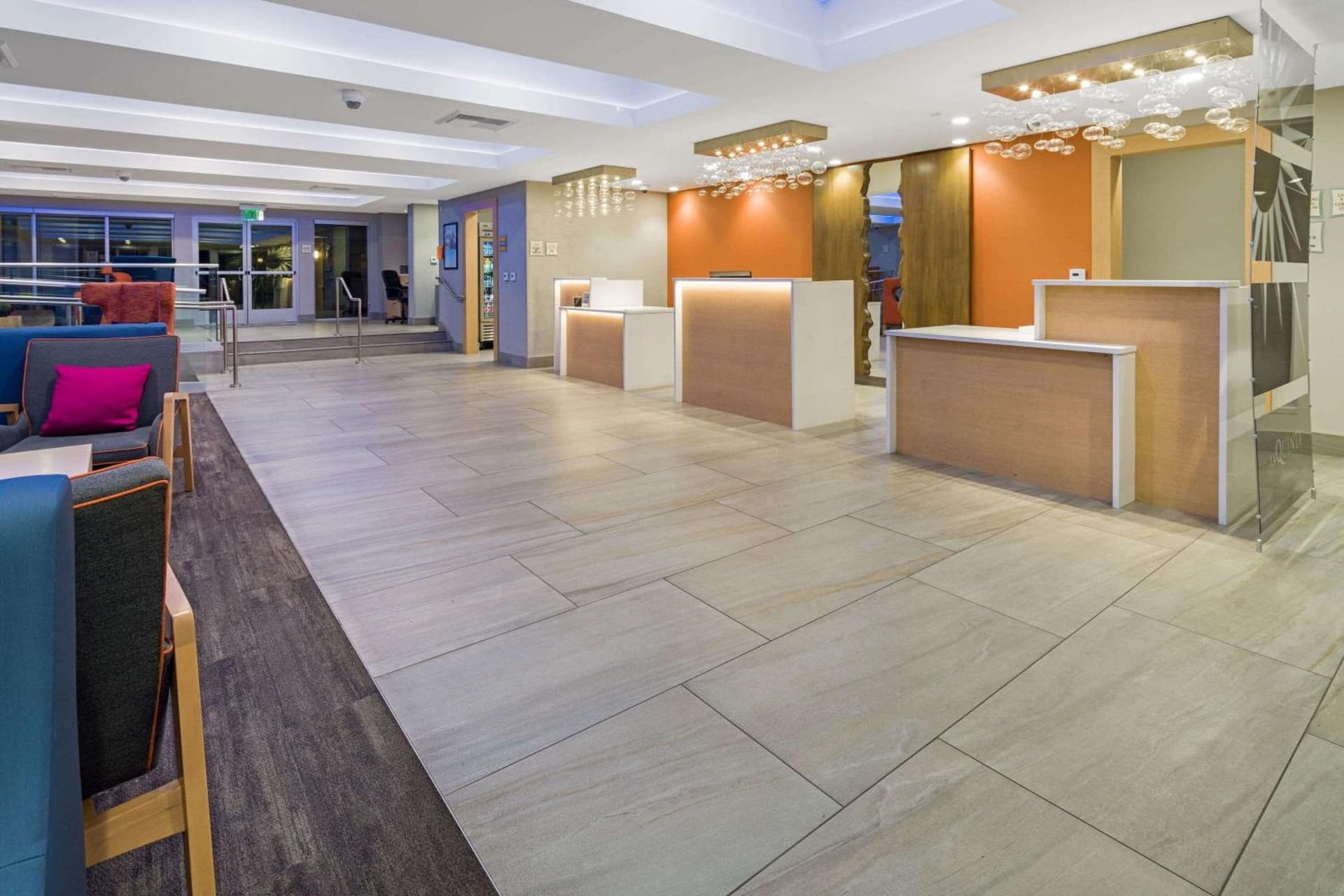 La Quinta by Wyndham Orange County Airport interior in Santa Ana, CA — gallery photo 2