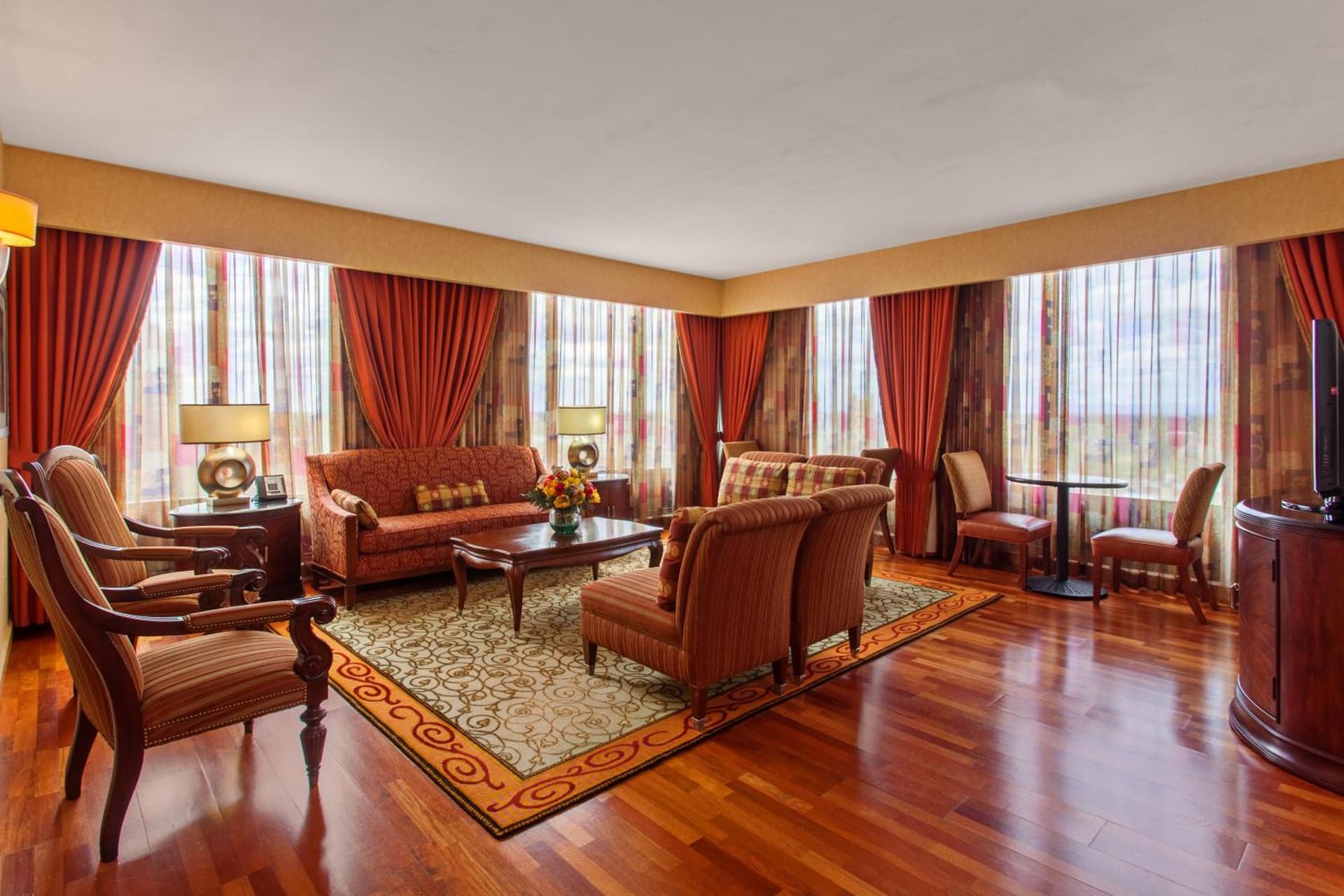 Holiday Inn Sacramento Downtown-Arena by IHG gallery photo in Sacramento, CA — image 37