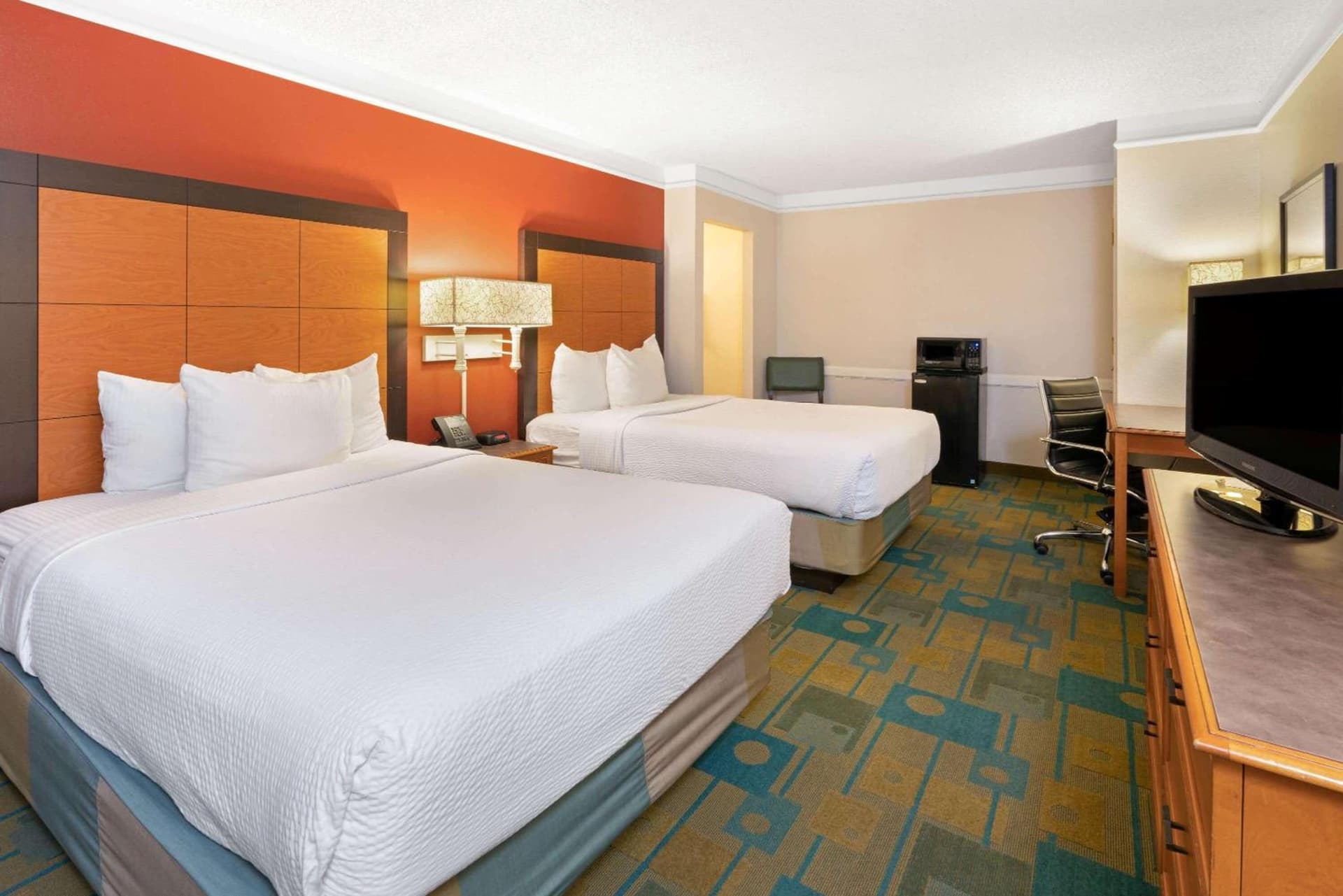 La Quinta Inn by Wyndham Phoenix Sky Harbor Airport gallery photo in Tempe, AZ — image 32