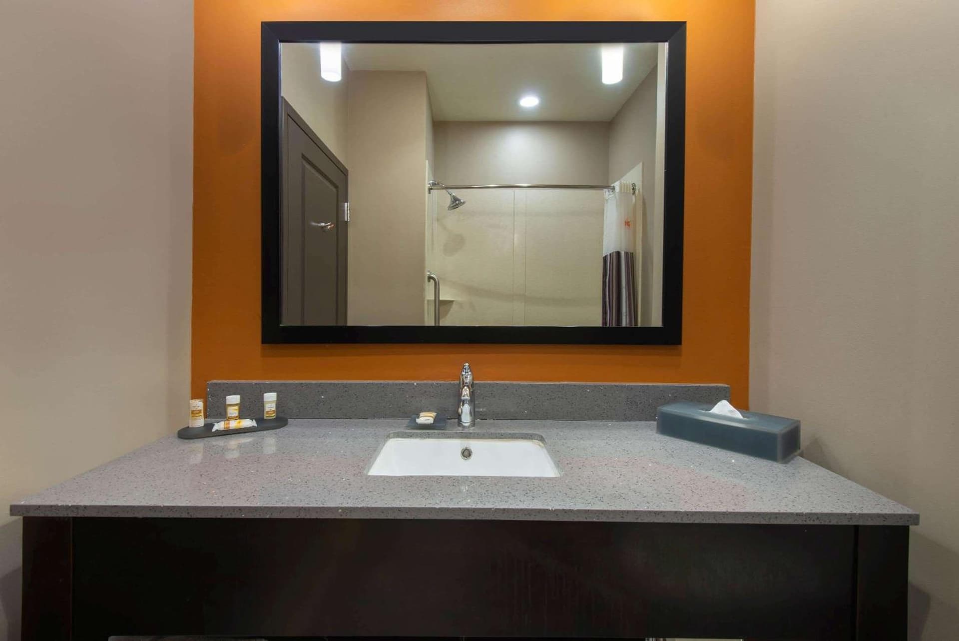 La Quinta by Wyndham Harrisburg-Hershey gallery photo in Harrisburg, PA — image 8