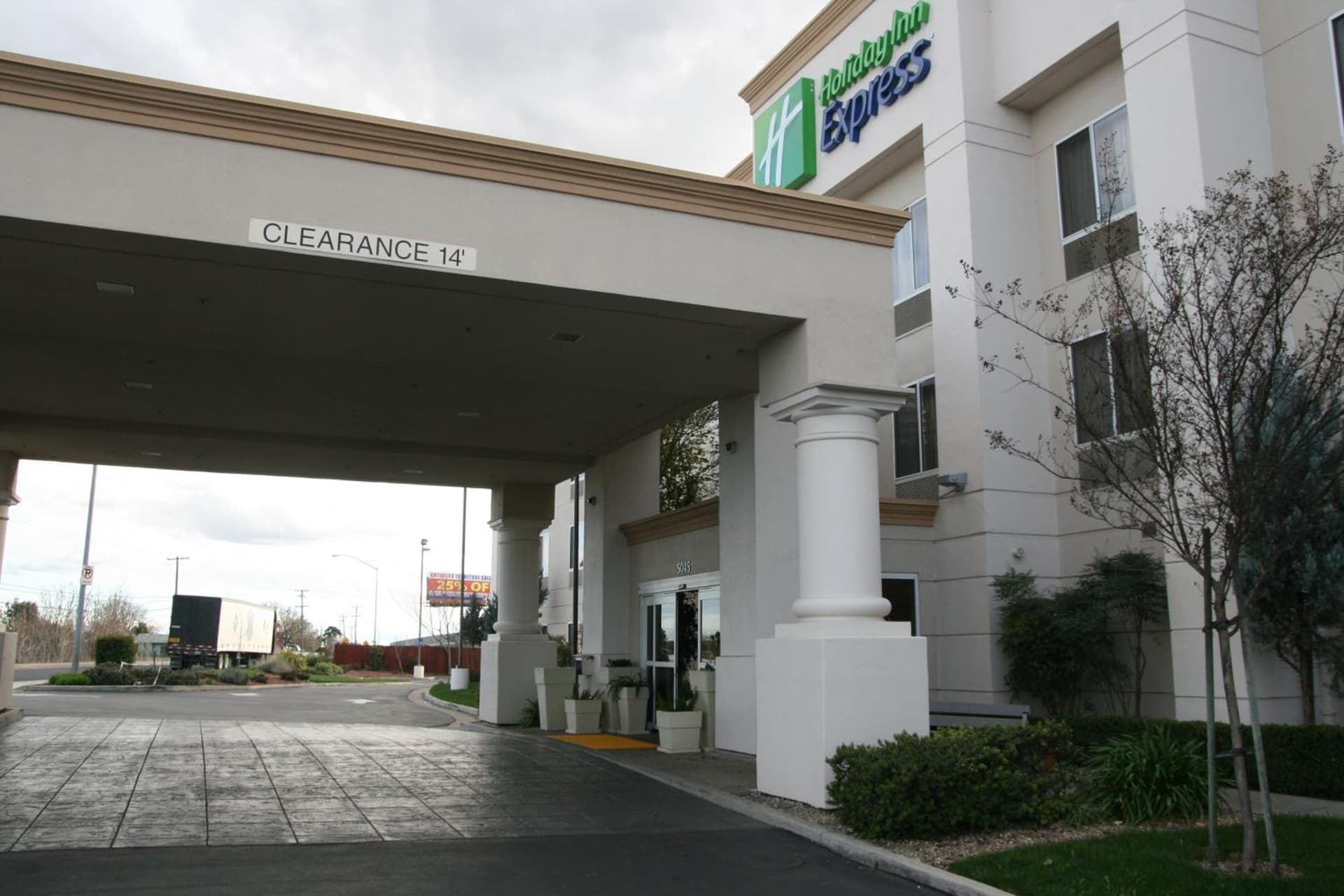 Holiday Inn Express Stockton Southeast by IHG gallery photo in Stockton, CA — image 36