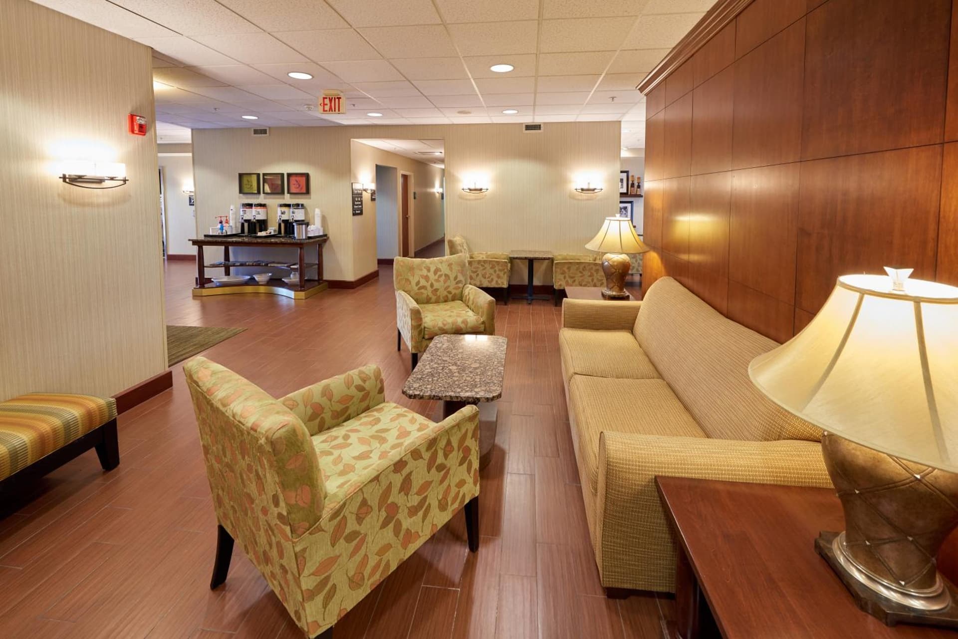 Hampton Inn Massillon gallery photo in Massillon, OH — image 25