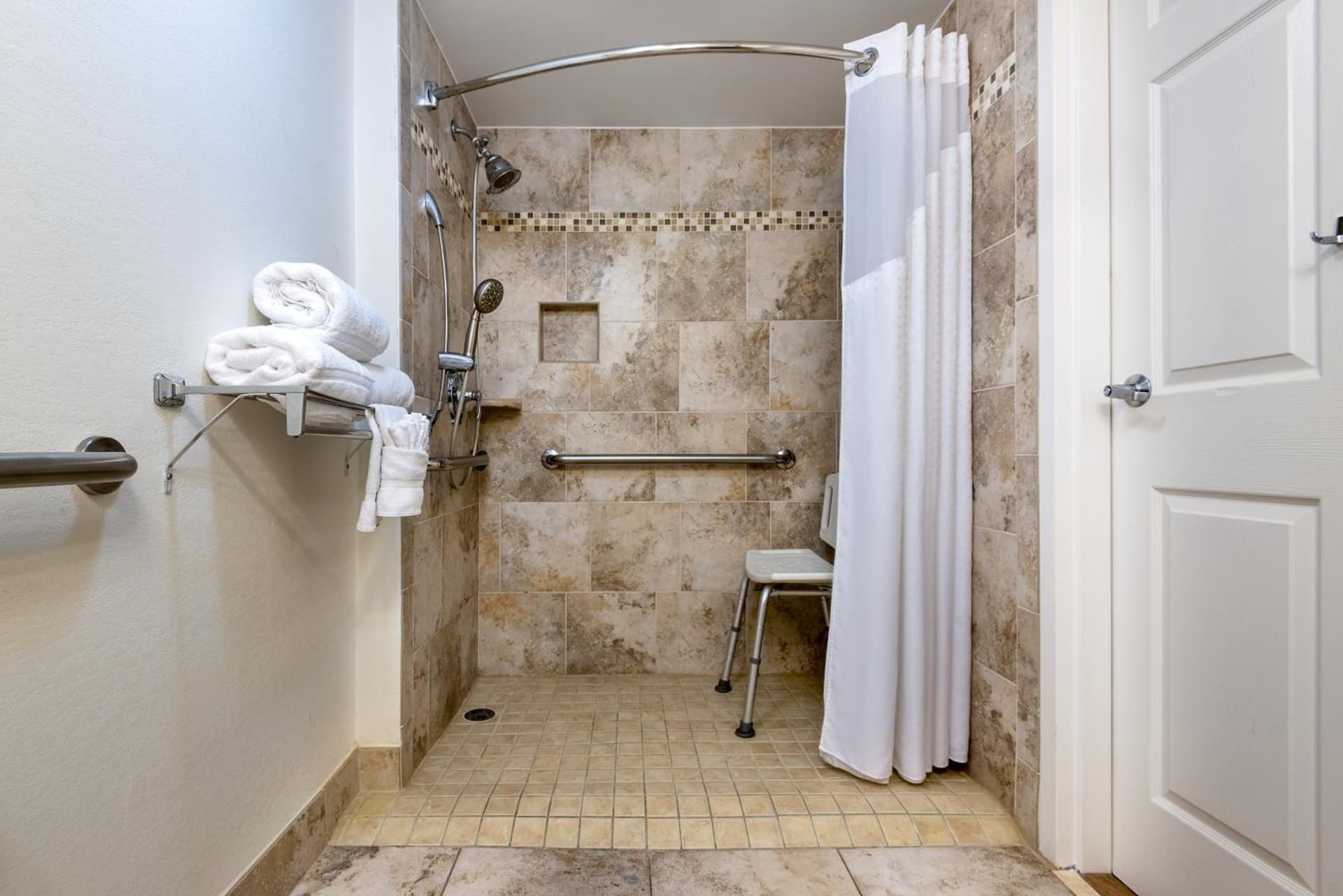 Holiday Inn Fort Lauderdale Airport by IHG gallery photo in Hollywood, FL — image 32