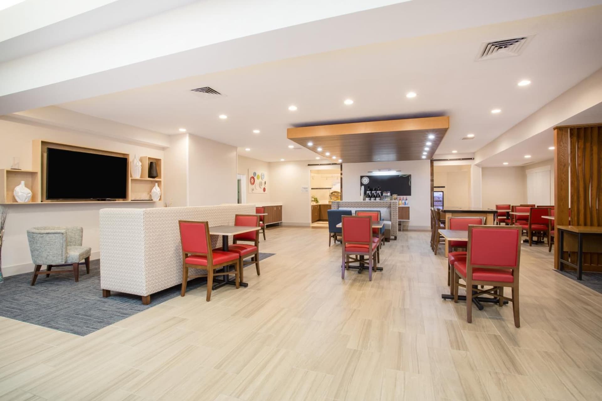Holiday Inn Express & Suites Ft Collins by IHG gallery photo in Fort Collins, CO — image 28