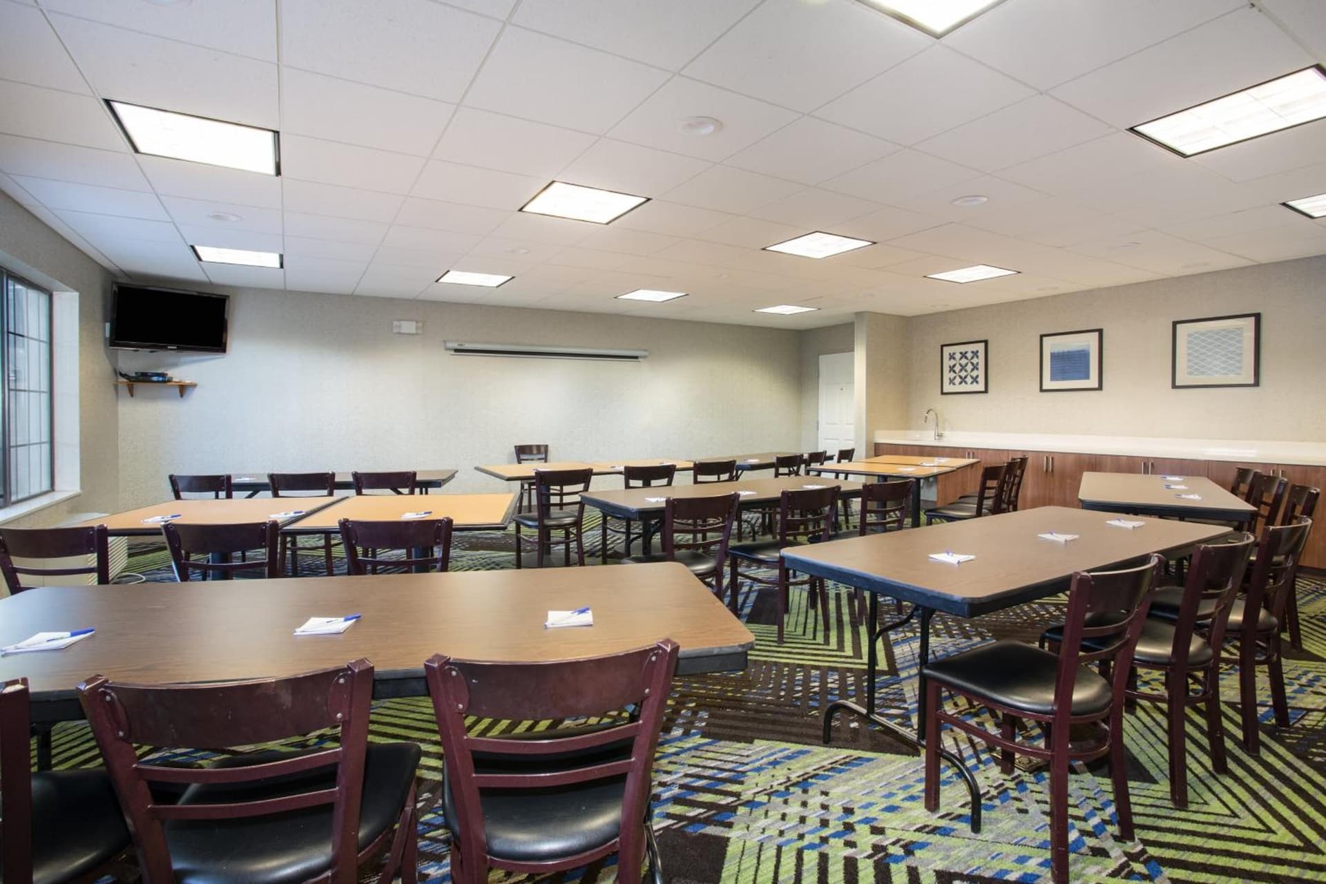 Holiday Inn Express & Suites Ft Collins by IHG interior in Fort Collins, CO — gallery photo 2
