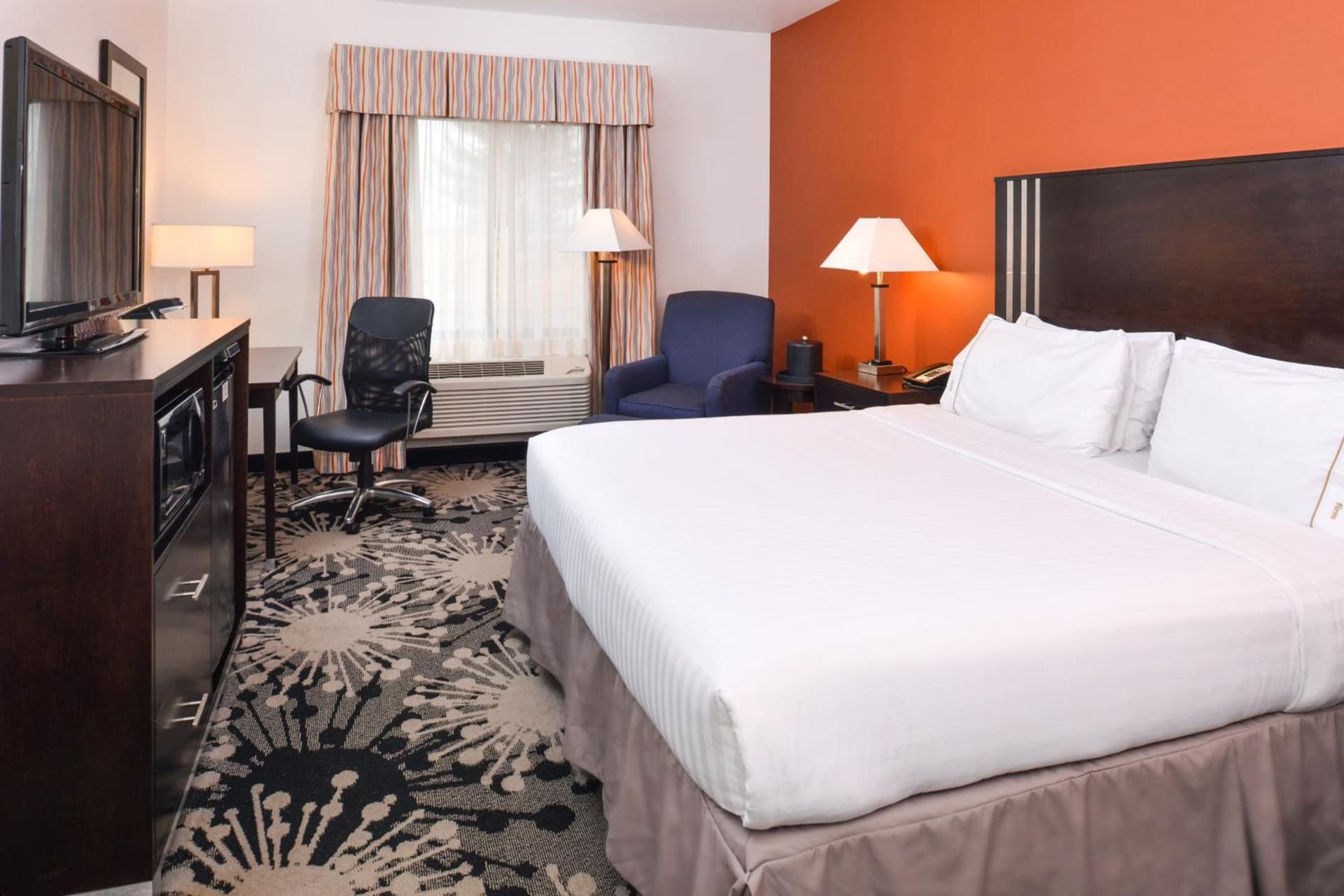 Holiday Inn Express & Suites Greenfield by IHG gallery photo in Greenfield, IN — image 5