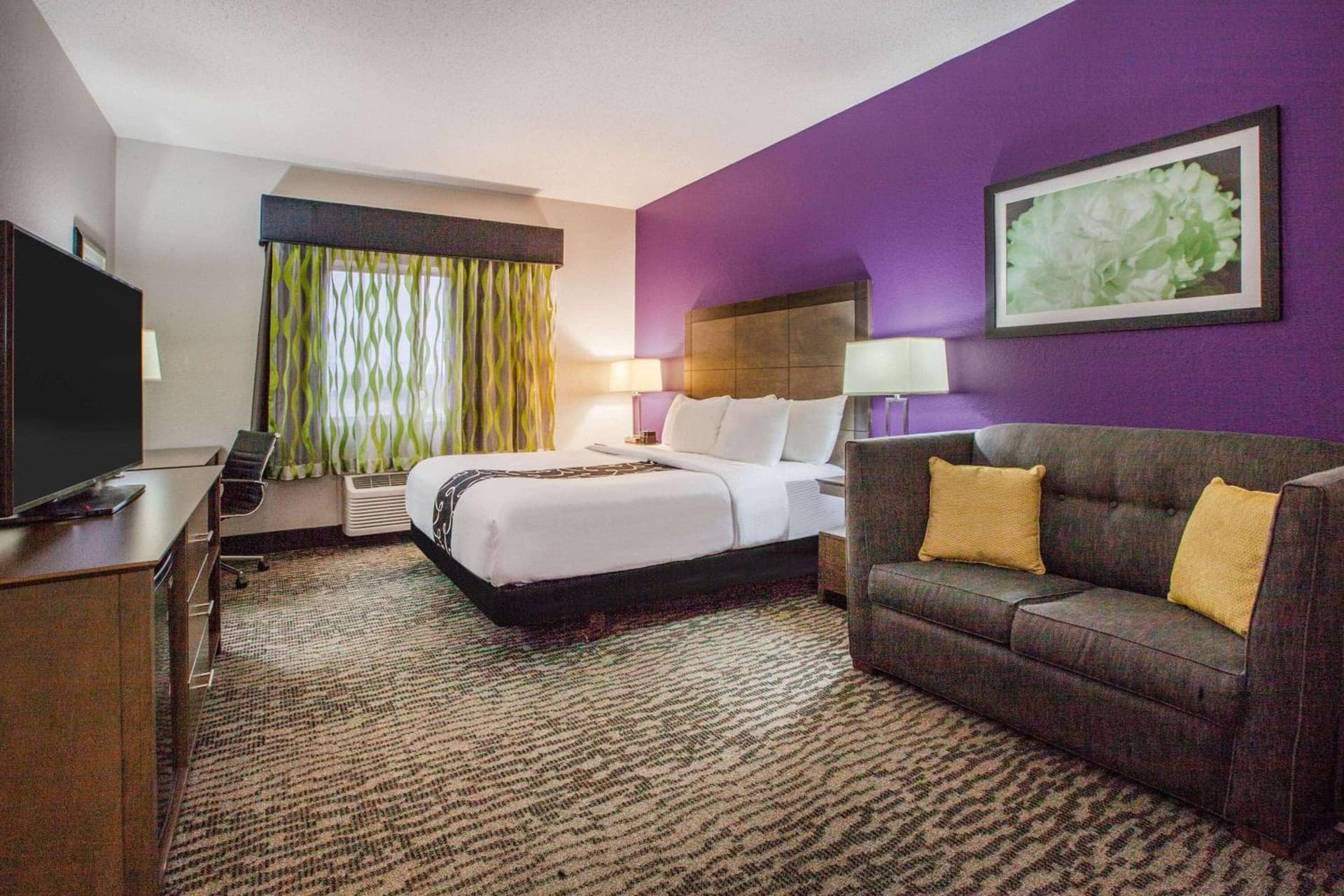 La Quinta Inn & Suites by Wyndham Elkhart gallery photo in Elkhart, IN — image 27