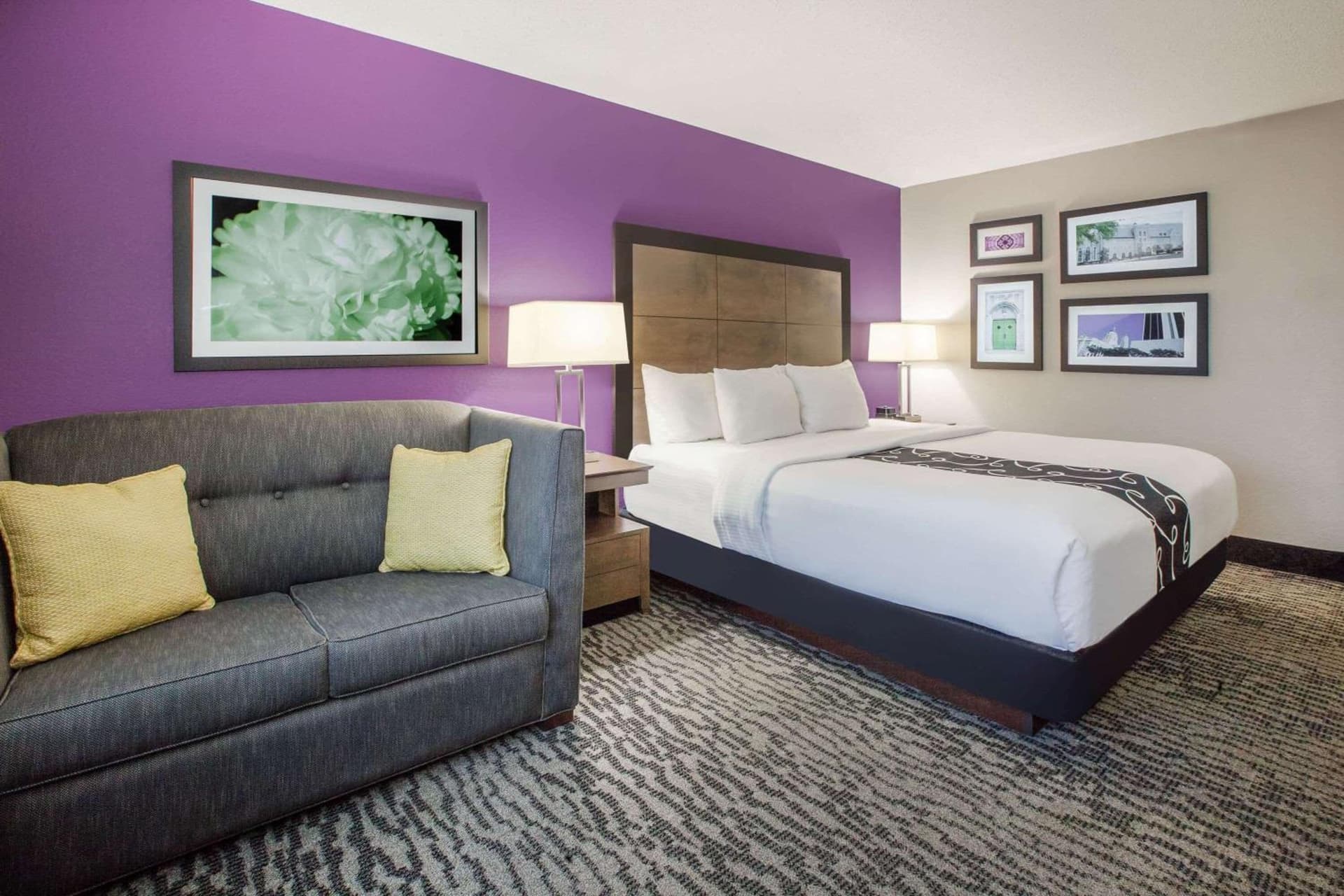 La Quinta Inn & Suites by Wyndham Elkhart gallery photo in Elkhart, IN — image 13