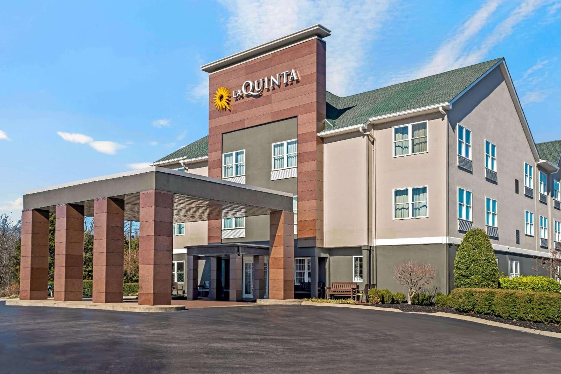 La Quinta by Wyndham Lebanon property views in Lebanon, TN — gallery photo 3