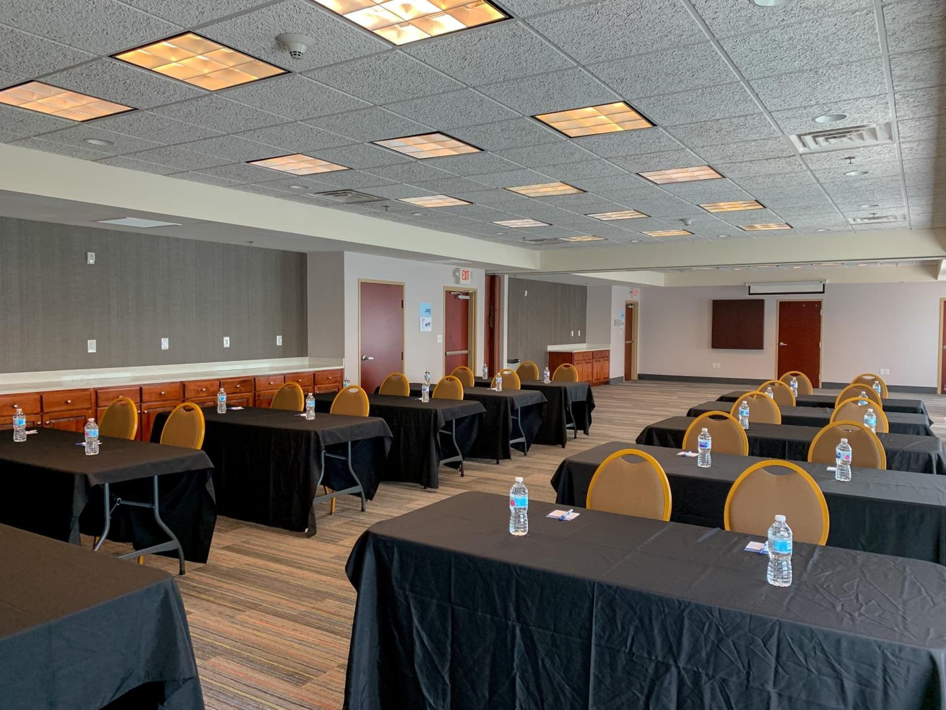 Holiday Inn Express & Suites Lexington Downtown Area-Keeneland by IHG gallery photo in Lexington, KY — image 30