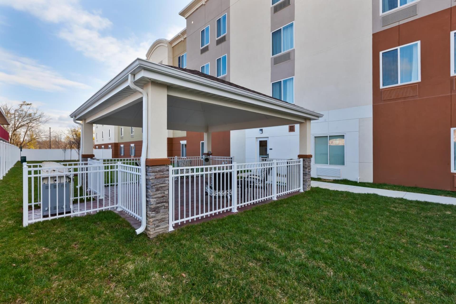 Candlewood Suites Louisville - NE Downtown Area by IHG property views in Louisville, KY — gallery photo 3