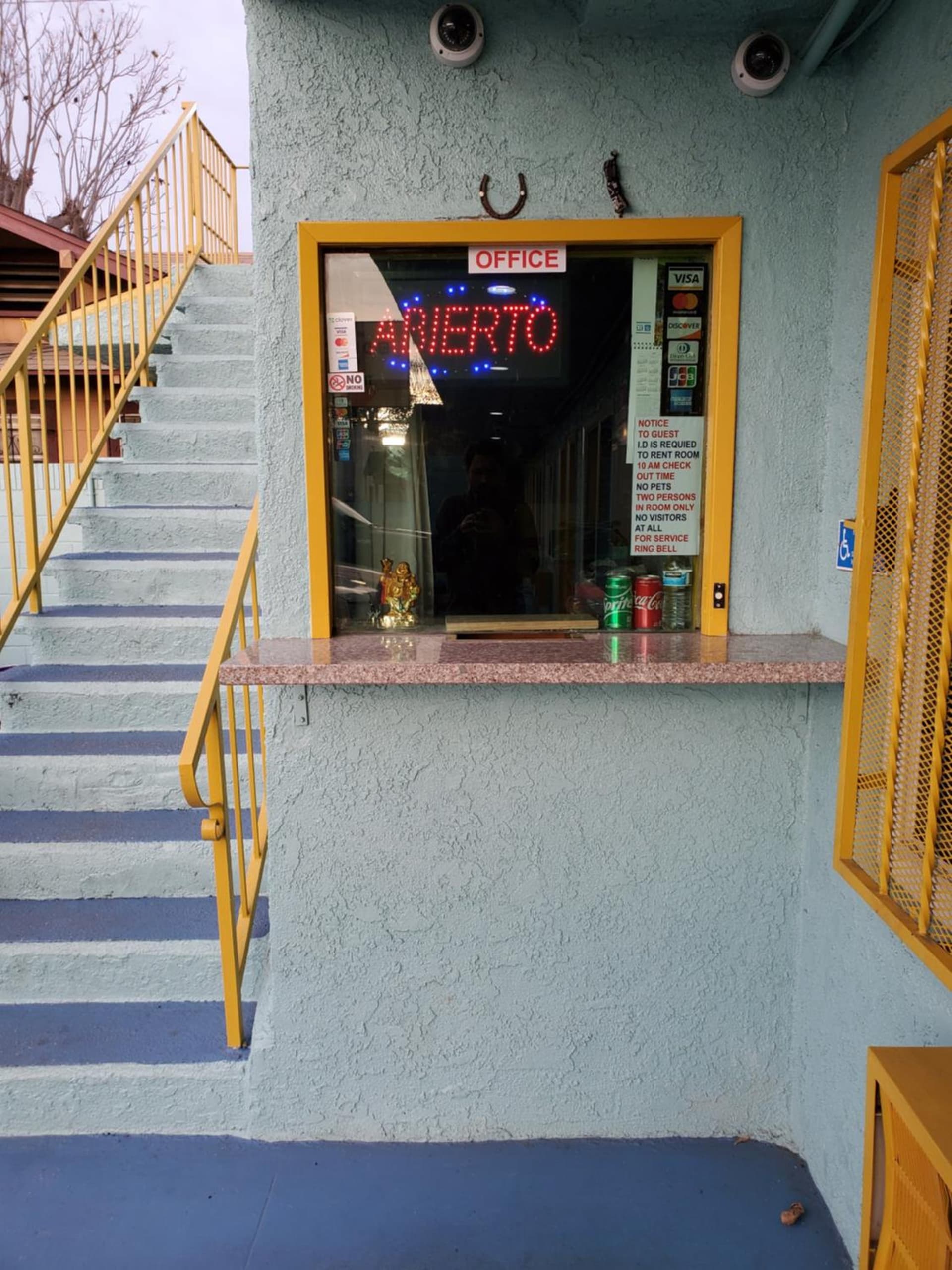 Rose motel gallery photo in Compton, CA — image 8