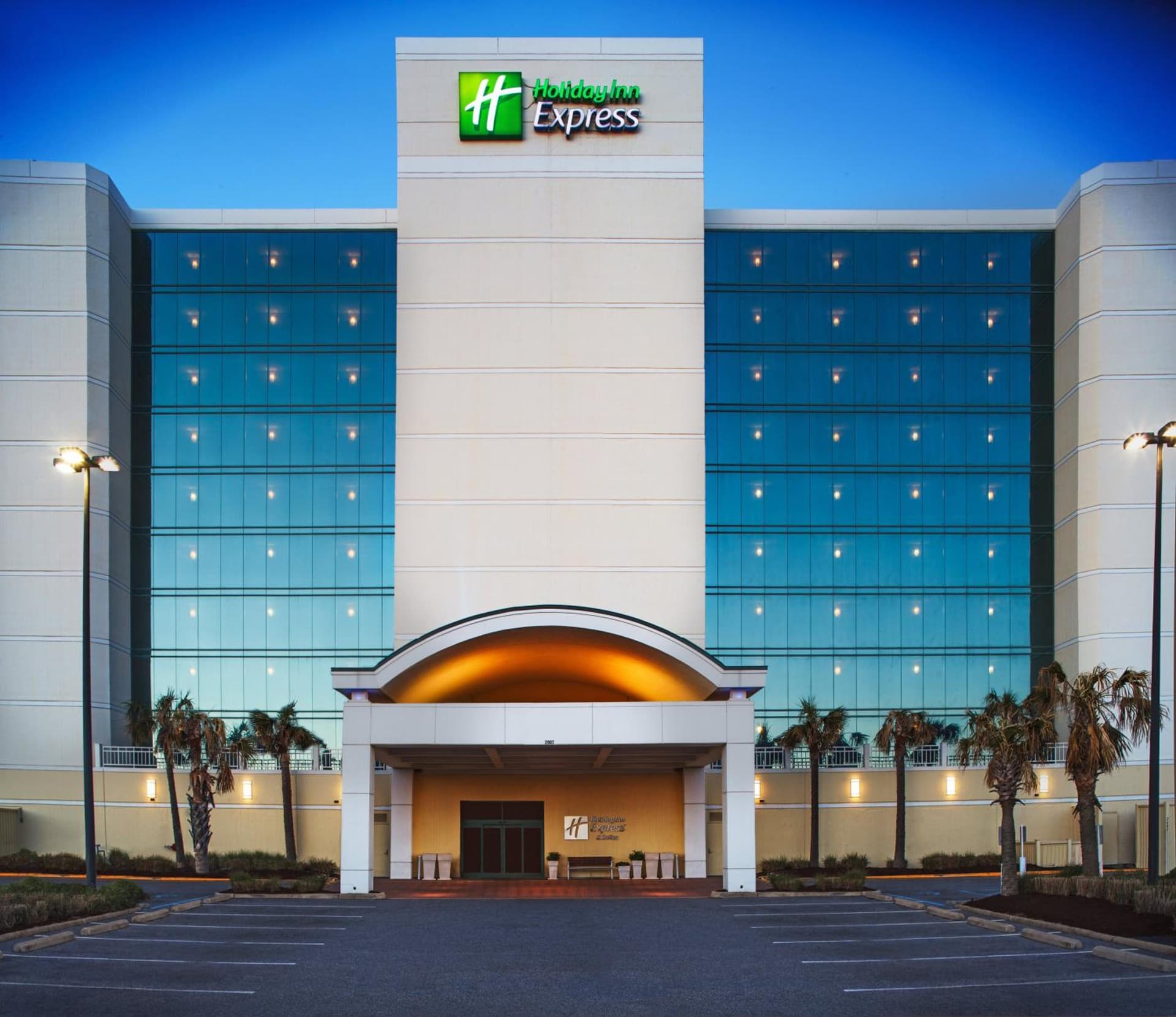 Holiday Inn Express & Suites VA Beach Oceanfront by IHG — hotel in Virginia Beach, Virginia