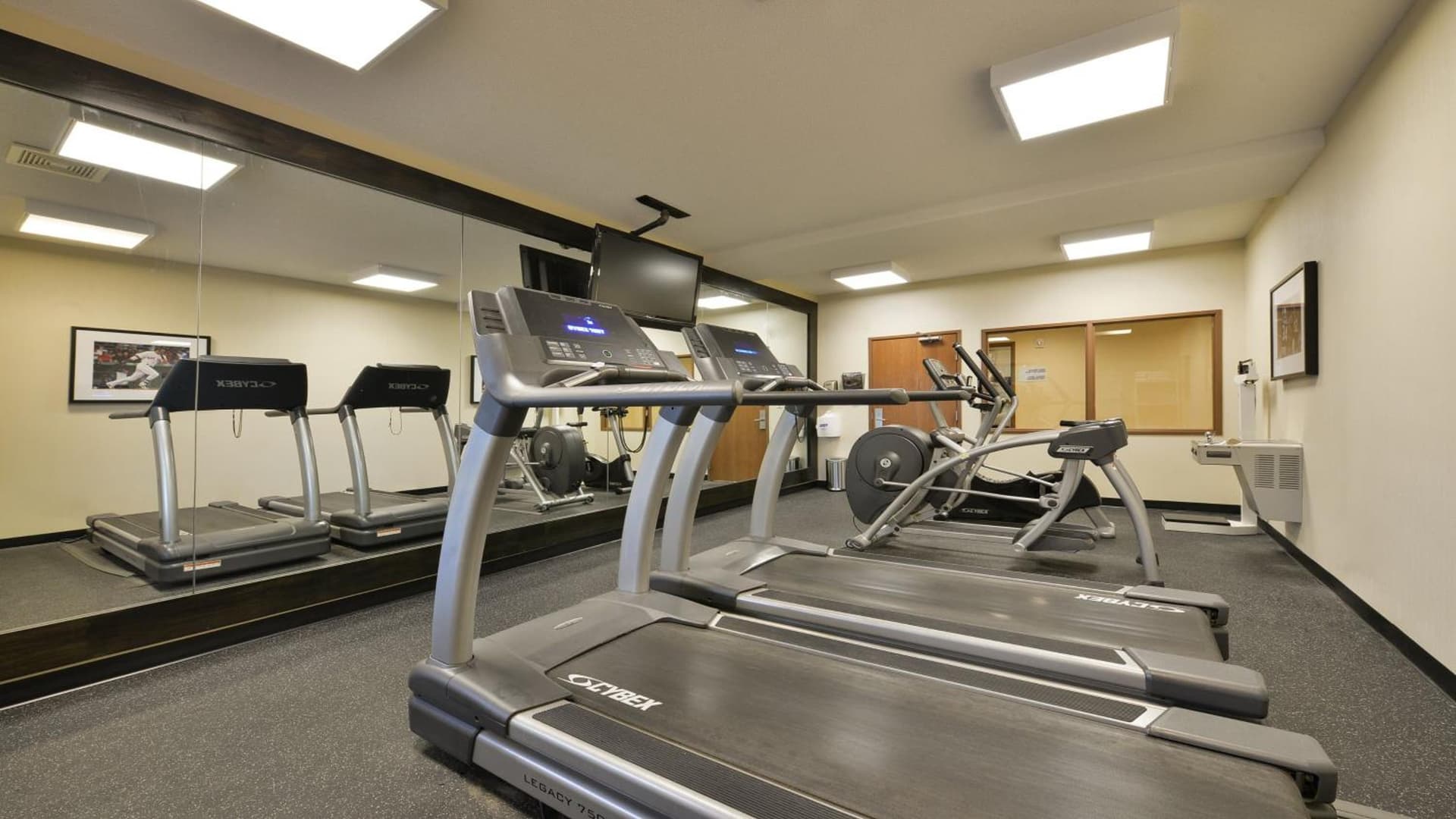 Holiday Inn Express Boston-Milford by IHG gallery photo in Milford — image 36