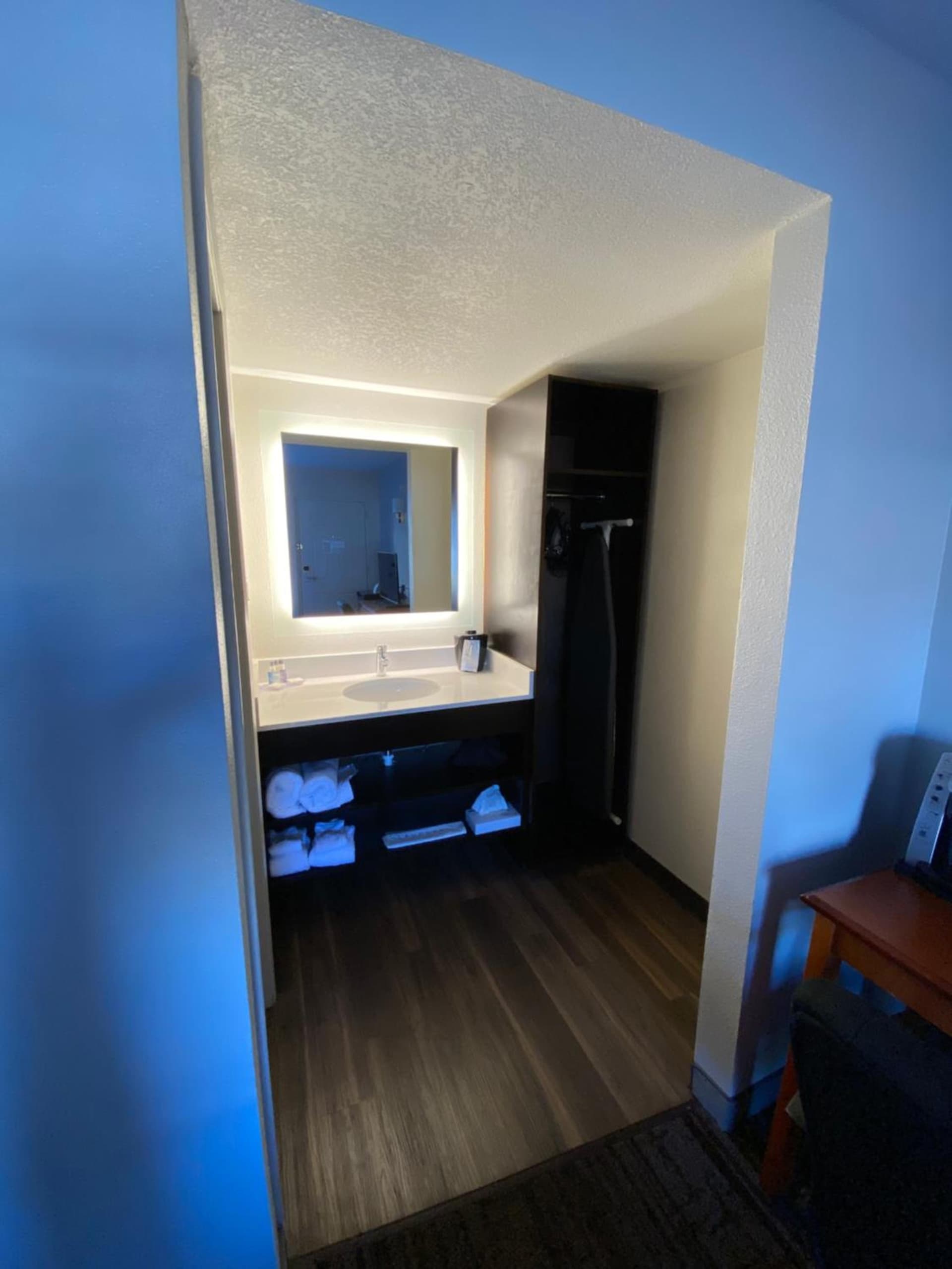 Hotel South Tampa & Suites gallery photo in Tampa, FL — image 8