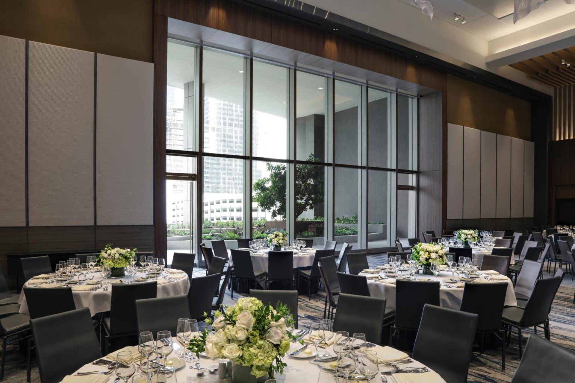 InterContinental - Los Angeles Downtown by IHG gallery photo in Los Angeles, CA — image 91