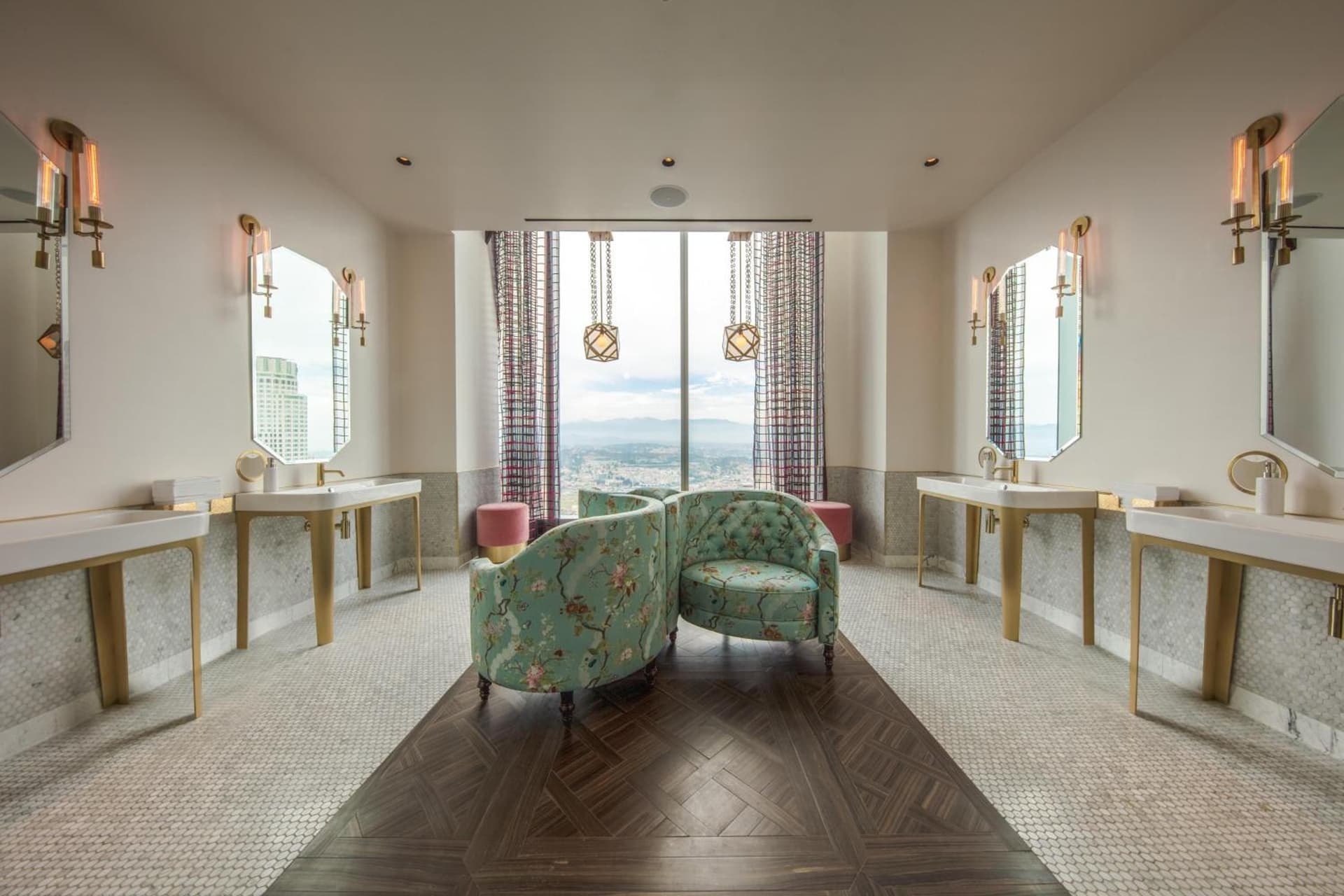 InterContinental - Los Angeles Downtown by IHG gallery photo in Los Angeles, CA — image 15