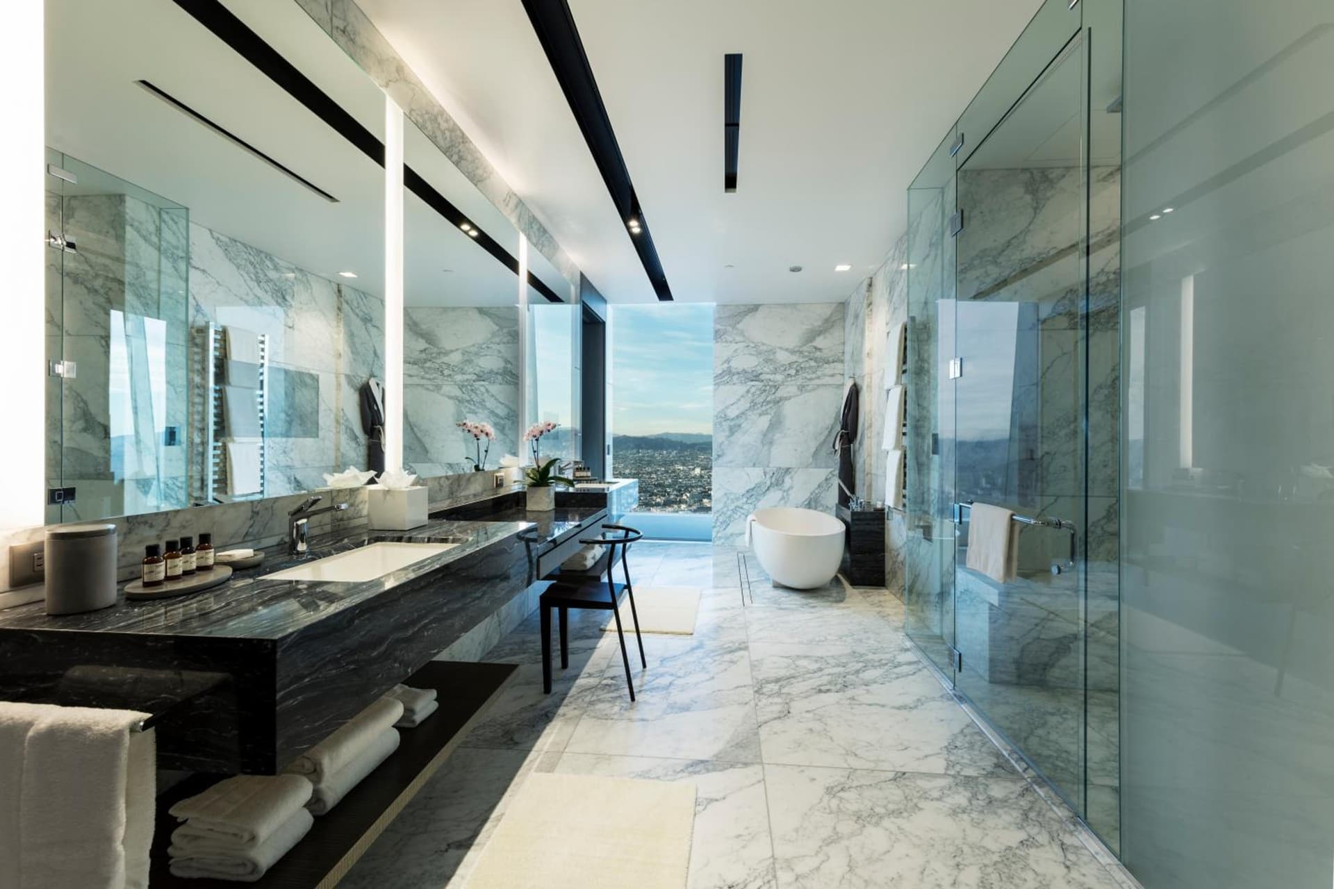 InterContinental - Los Angeles Downtown by IHG gallery photo in Los Angeles, CA — image 47