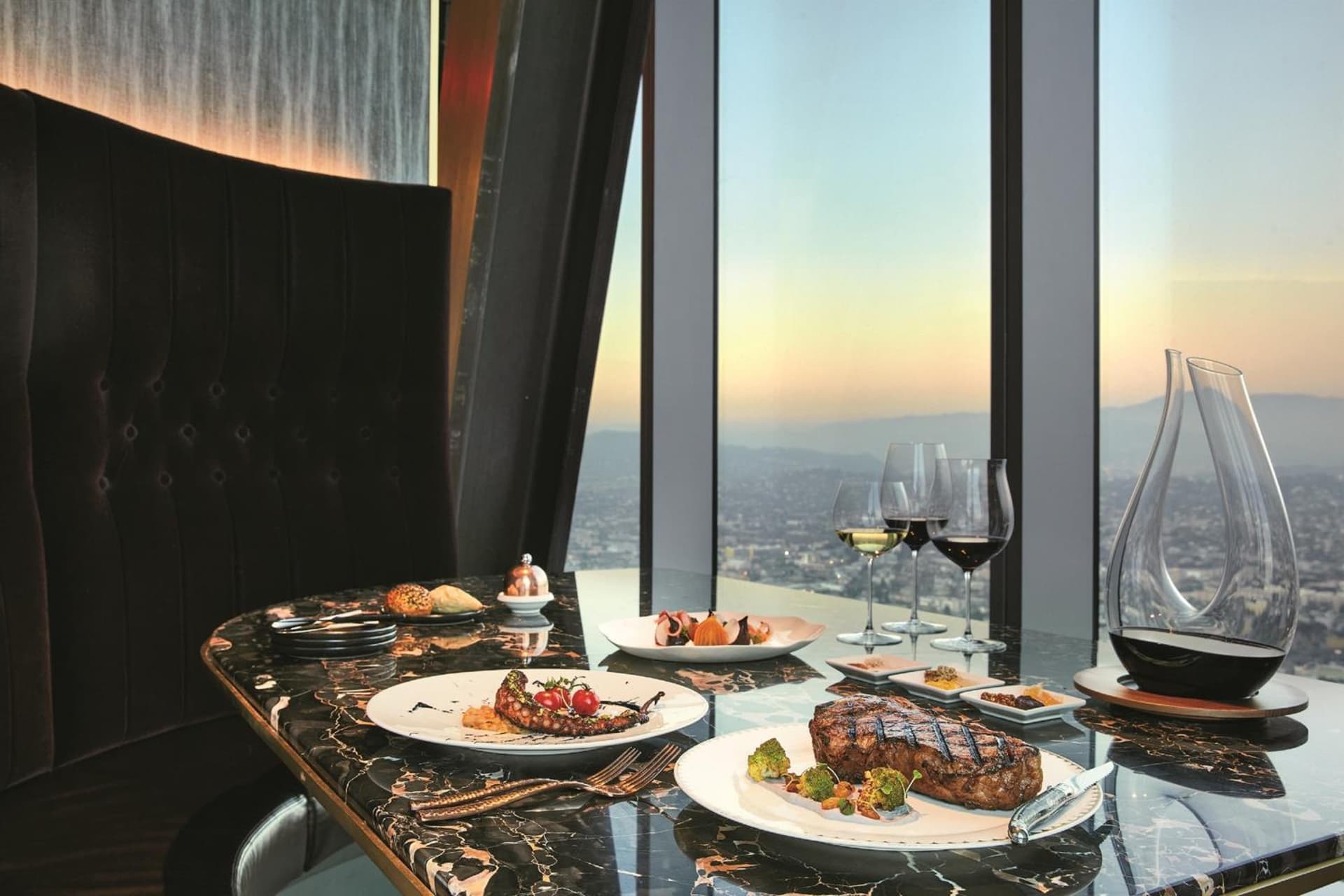 InterContinental - Los Angeles Downtown by IHG gallery photo in Los Angeles, CA — image 125