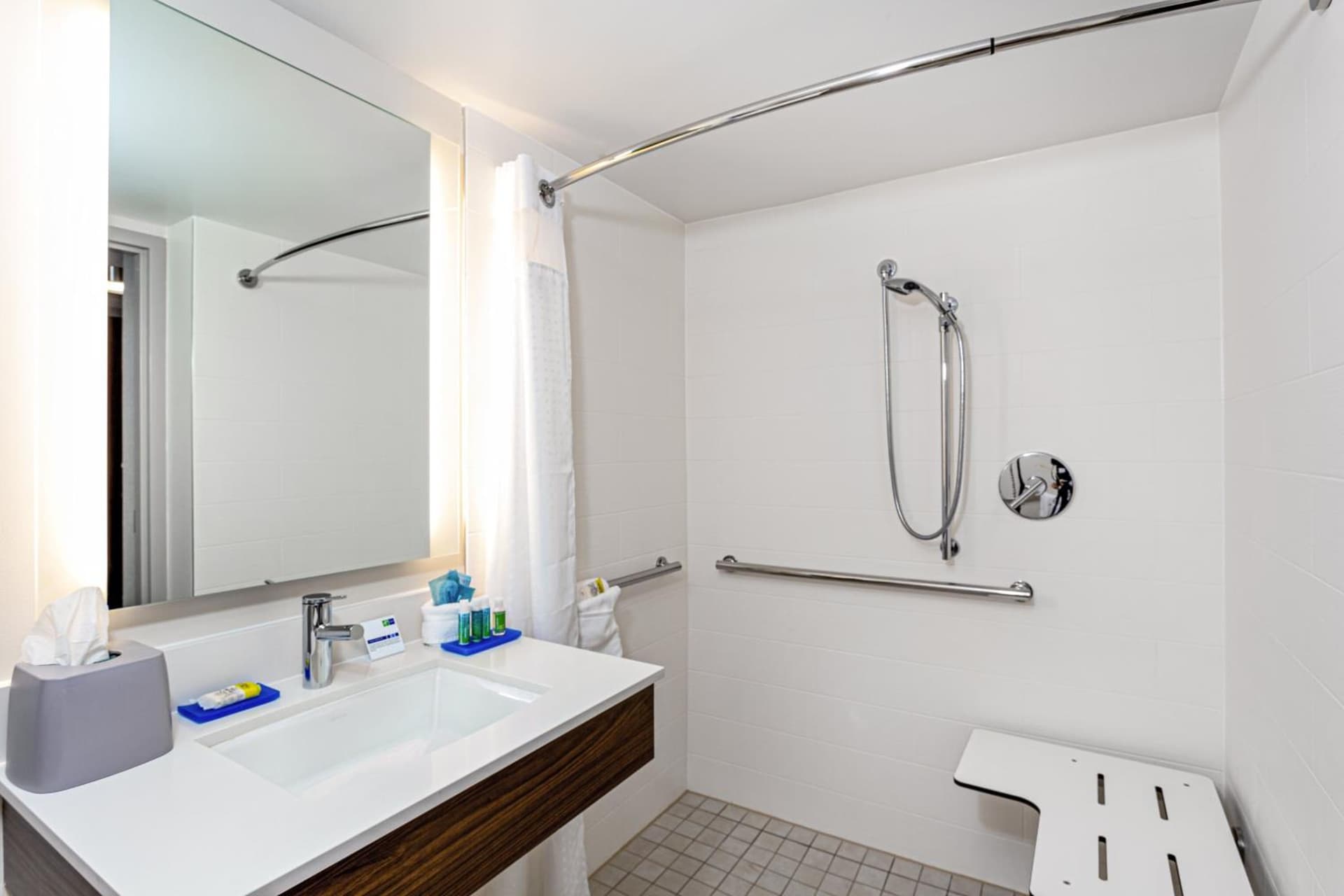 Holiday Inn Express Tampa-Brandon by IHG gallery photo in Brandon, FL — image 11