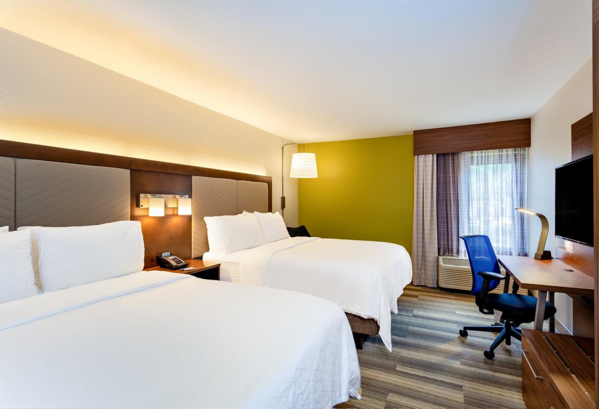 Holiday Inn Express Tampa-Brandon by IHG property views in Brandon, FL — gallery photo 3