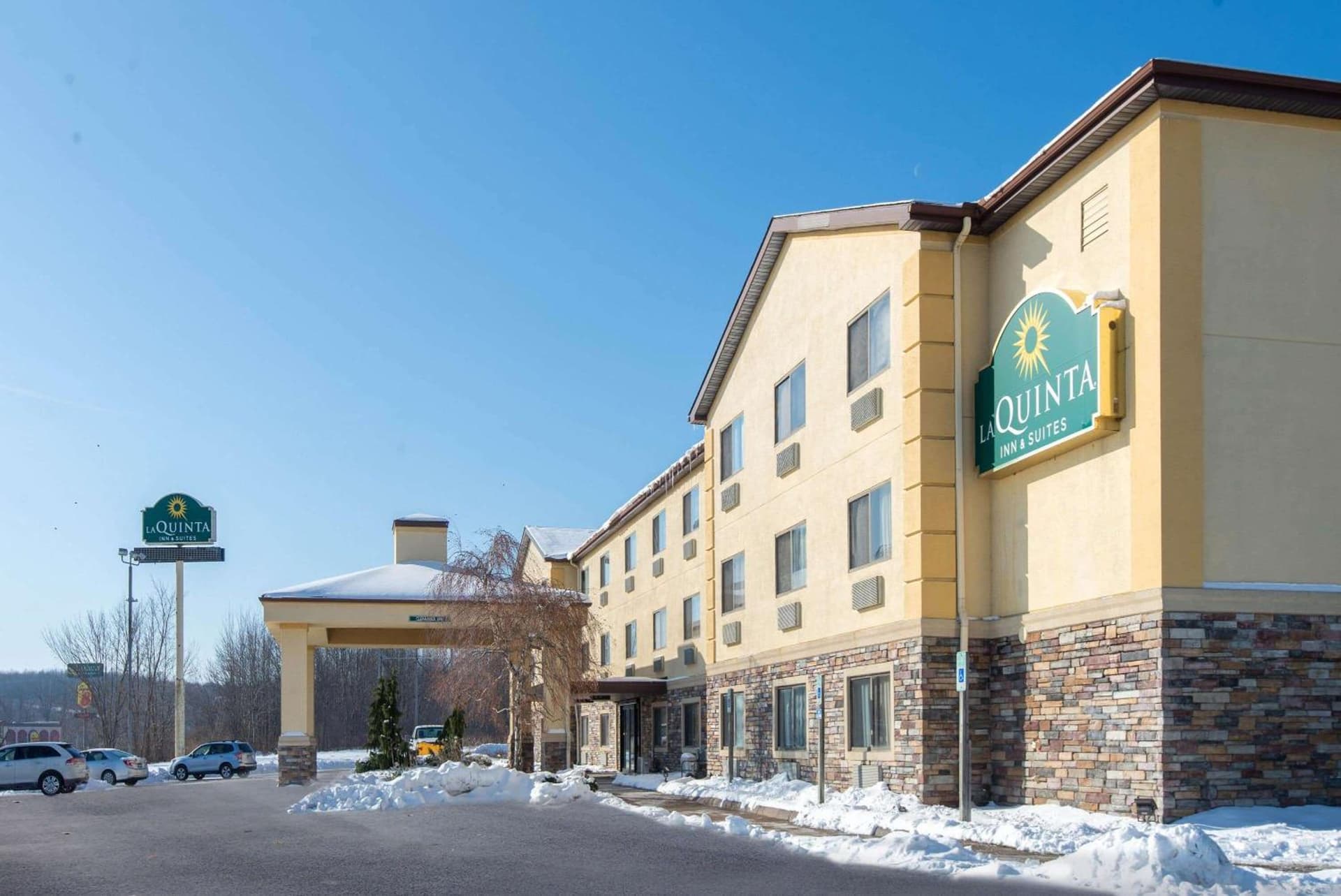 La Quinta by Wyndham Erie gallery photo in Erie, PA — image 9