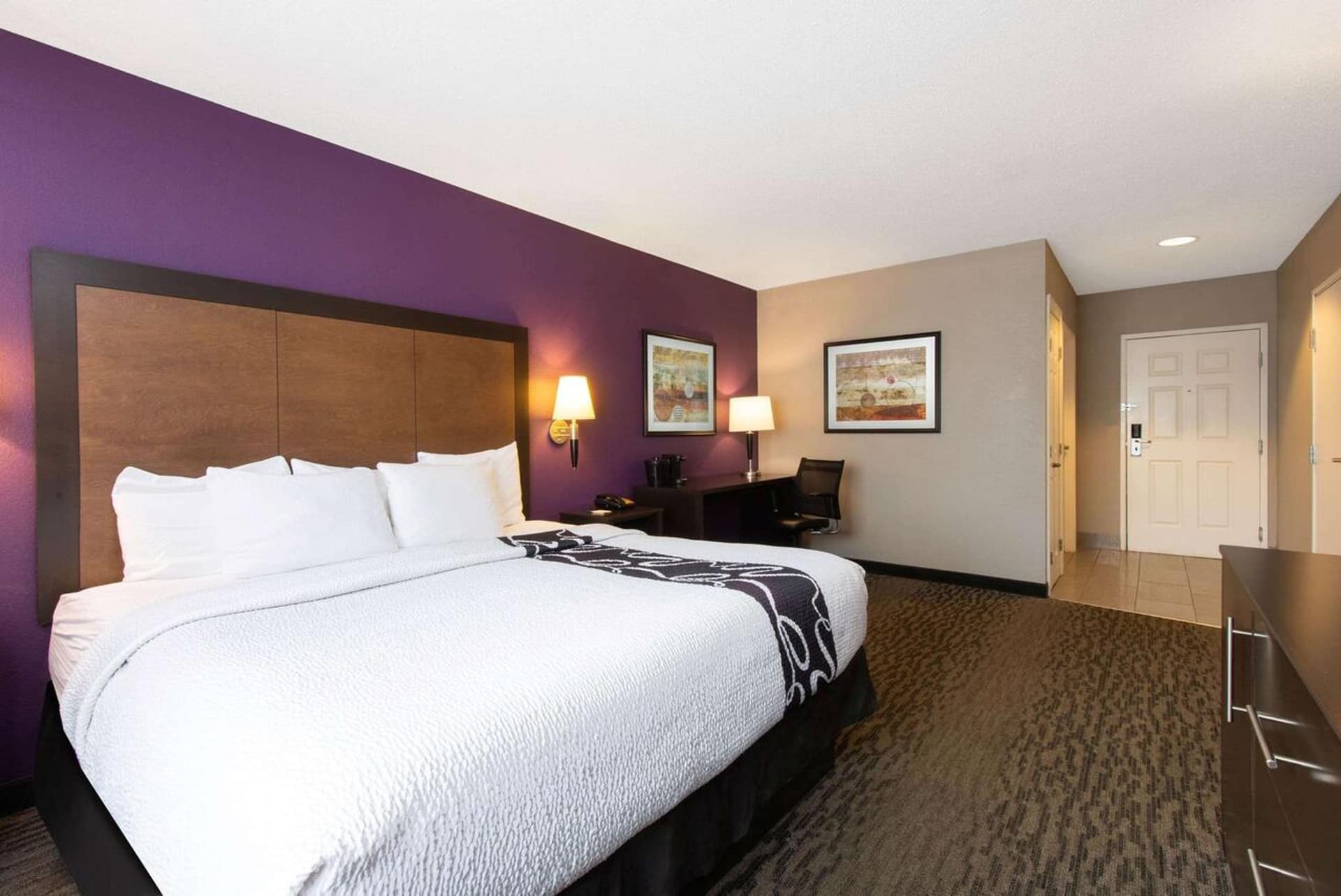 La Quinta by Wyndham Erie gallery photo in Erie, PA — image 6